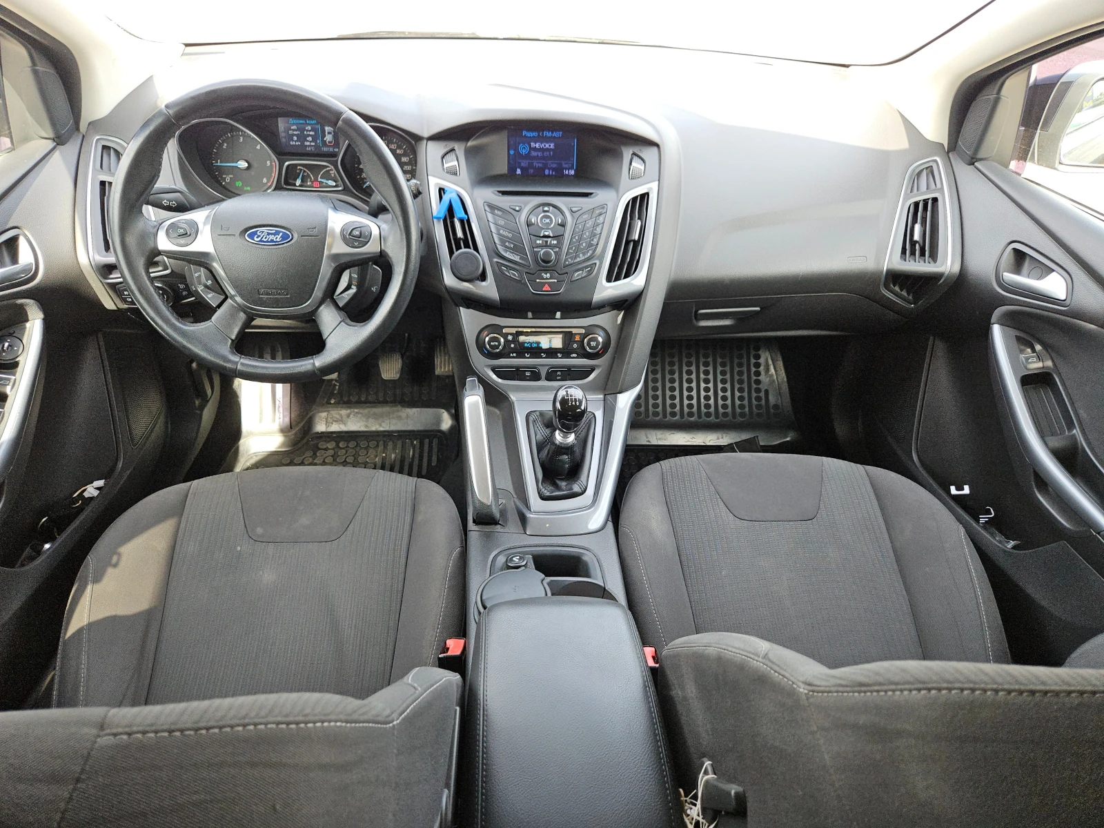 Ford Focus 1.6TDCI/Titanium/6ск/NAVI/БЛУТУТ/EURO 5A/ОБСЛУЖЕН! - изображение 10