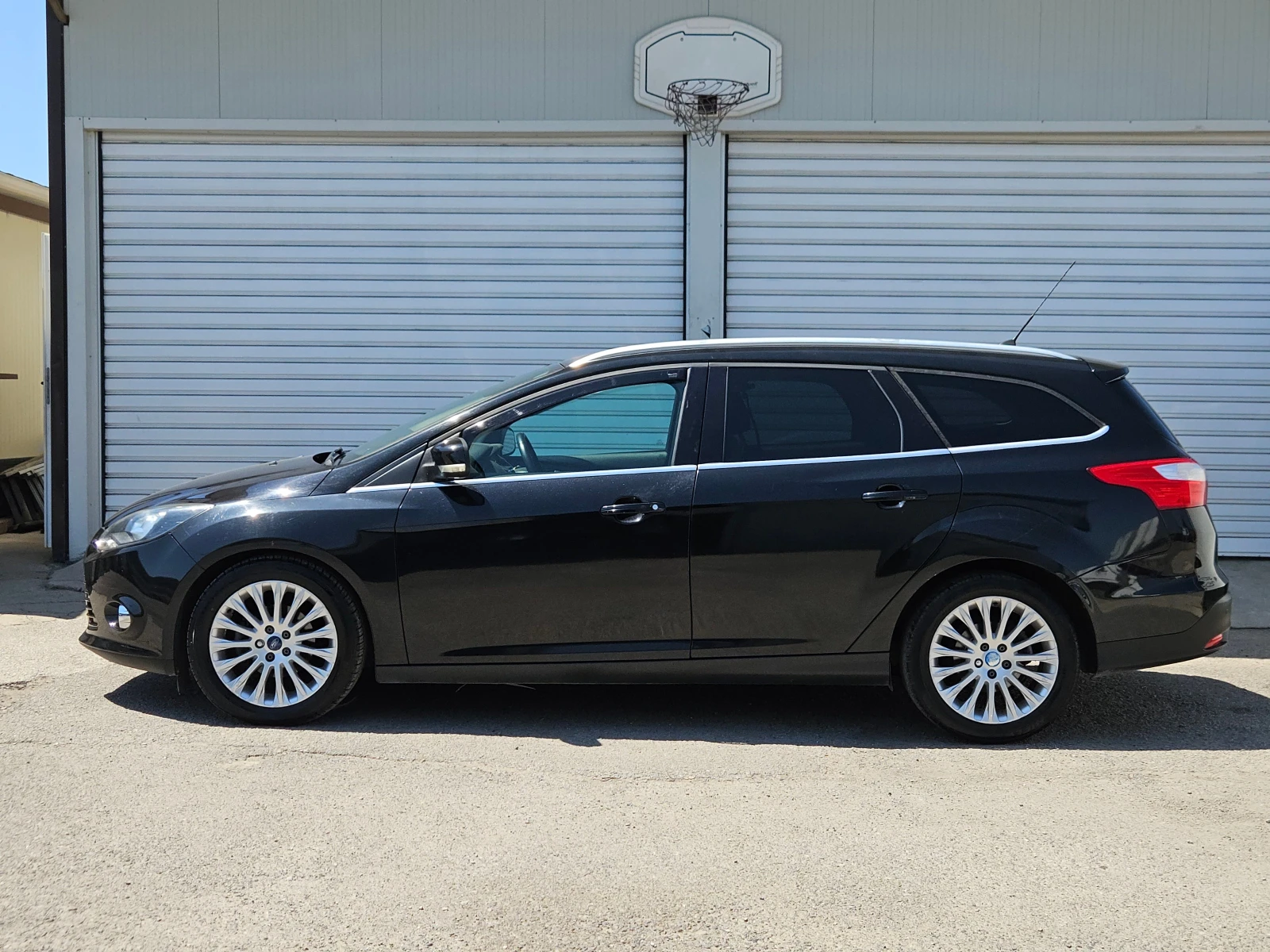 Ford Focus 1.6HDI/Titanium/6��/NAVI/������/EURO 5A/��������! | Mobile.bg � ����������� 6