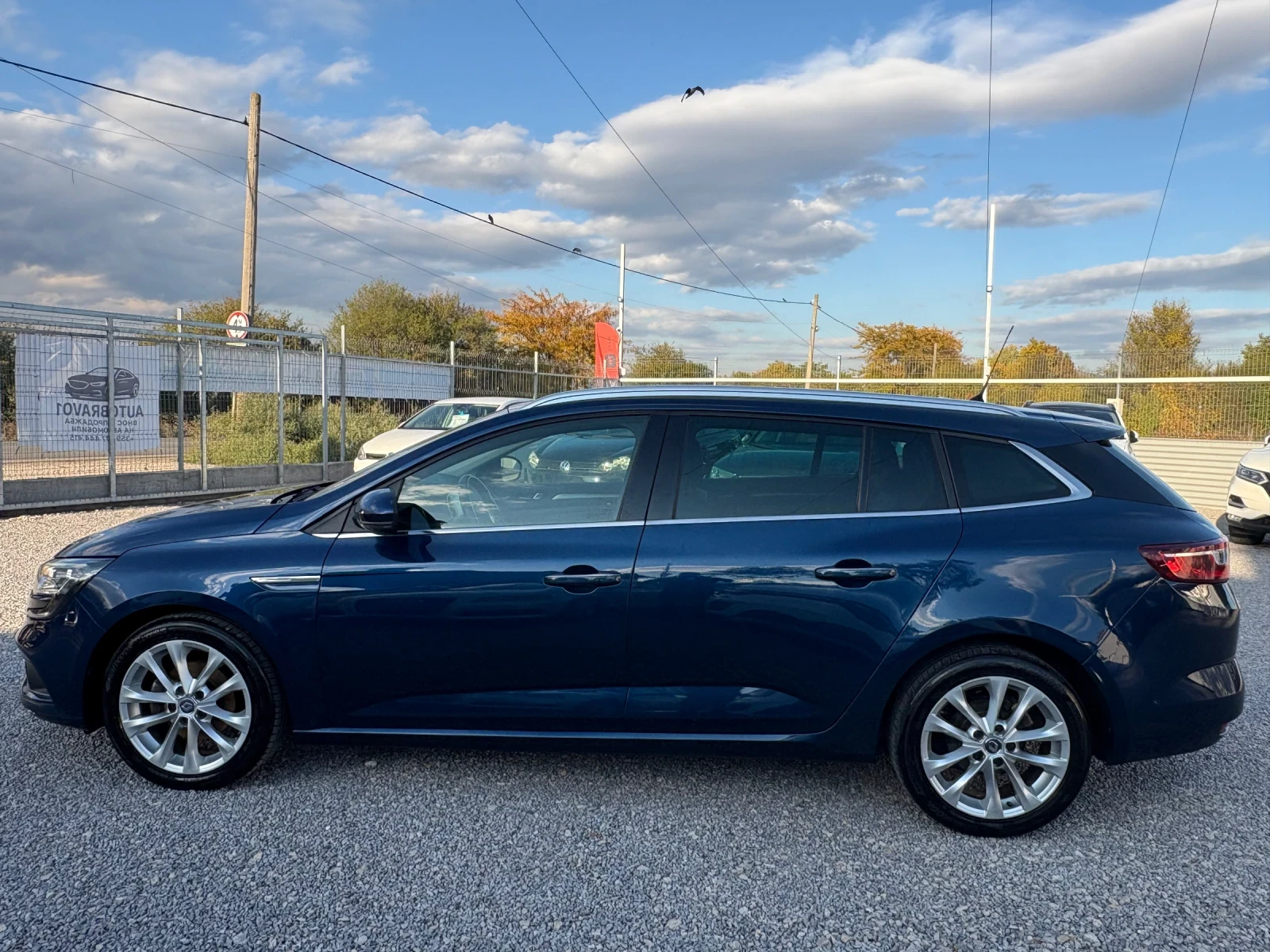 Renault Megane 1 5DCi-160000км-Голяма Навигация-Кожен салон - изображение 4