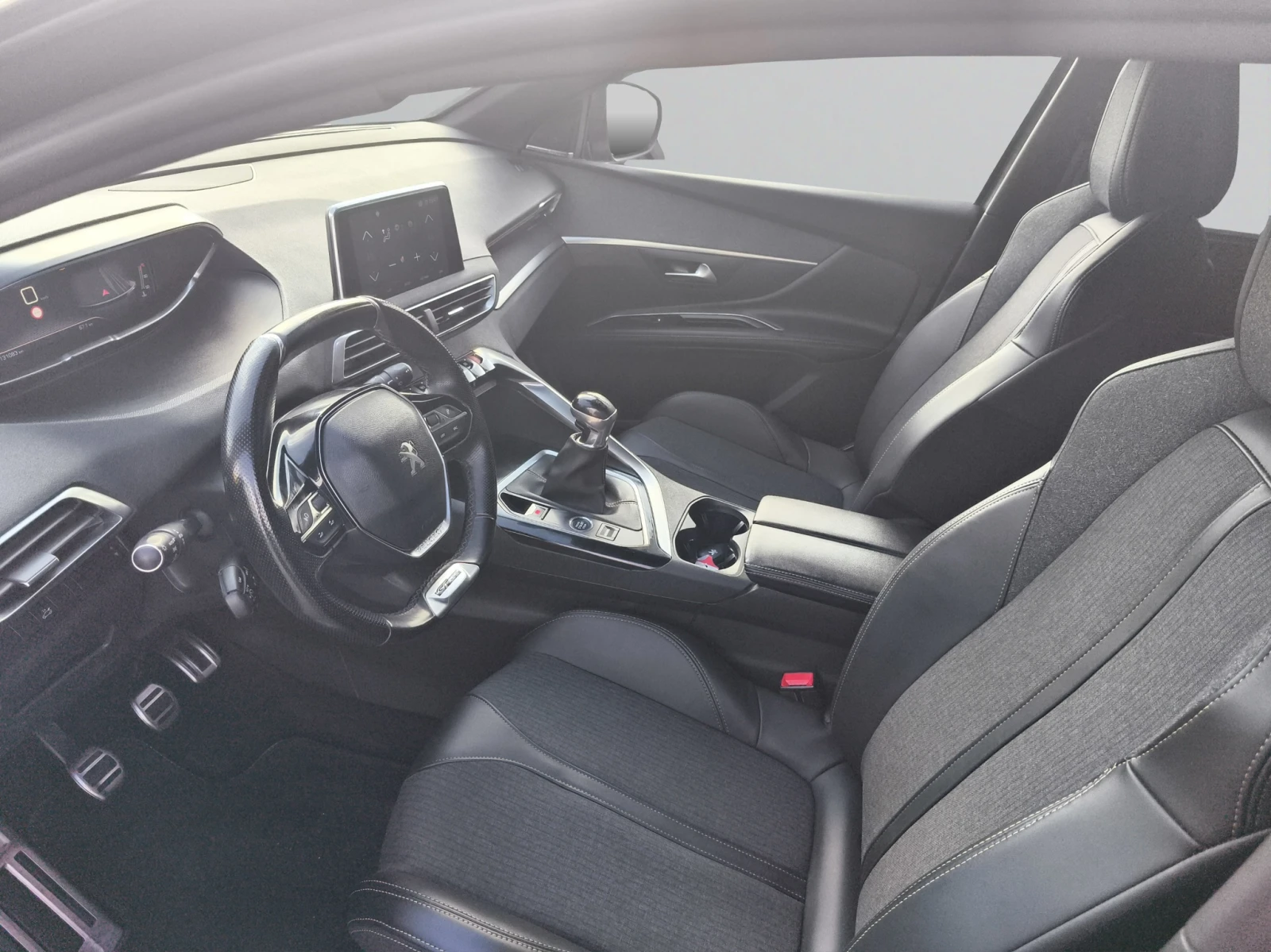 Peugeot 5008 NEW GT LINE 1.2 PureTech 130hp S&S E6.2 // 1903R11 | Mobile.bg   10