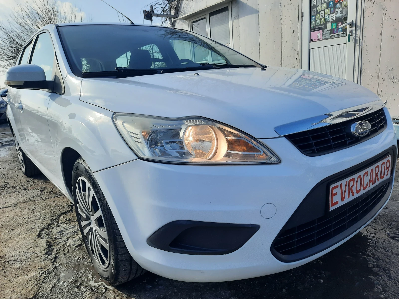 Ford Focus 1.6i 101hp   | Mobile.bg   2