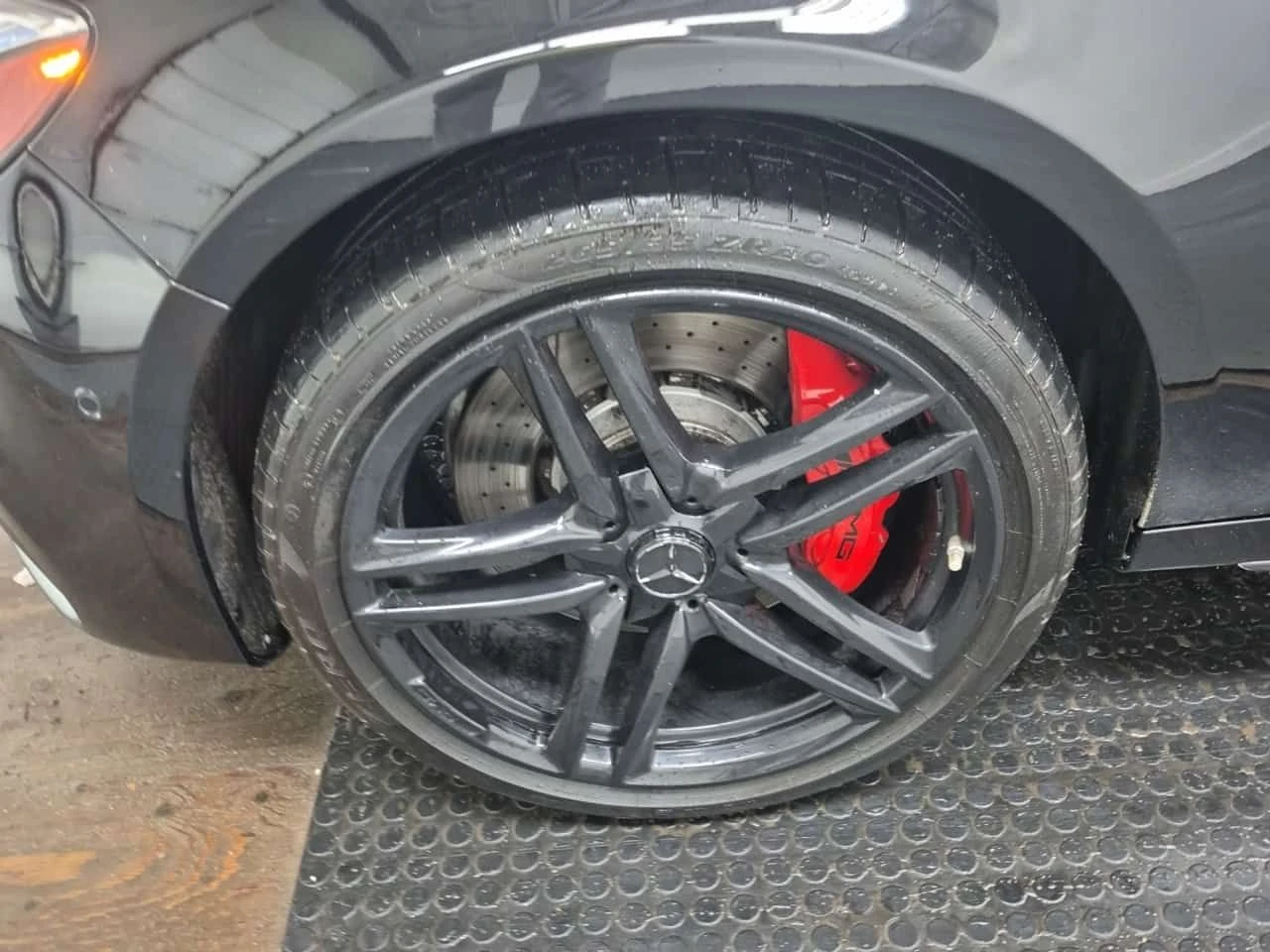 Mercedes-Benz E 63 AMG S| DISTRONIC| BURMESTER| HUD| 360| ОБДУХВАНЕ| CRFX - изображение 7