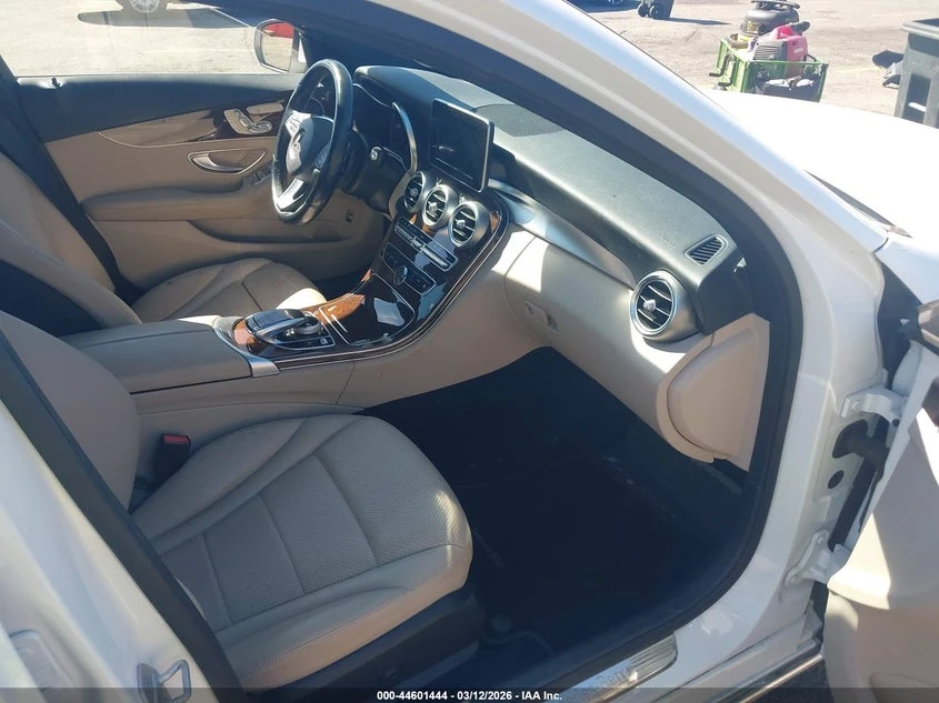 Mercedes-Benz C 300 2.0L I-4 DI, DOHC, VVT, TURBO, 241HP All Wheel | Mobile.bg � ����������� 5