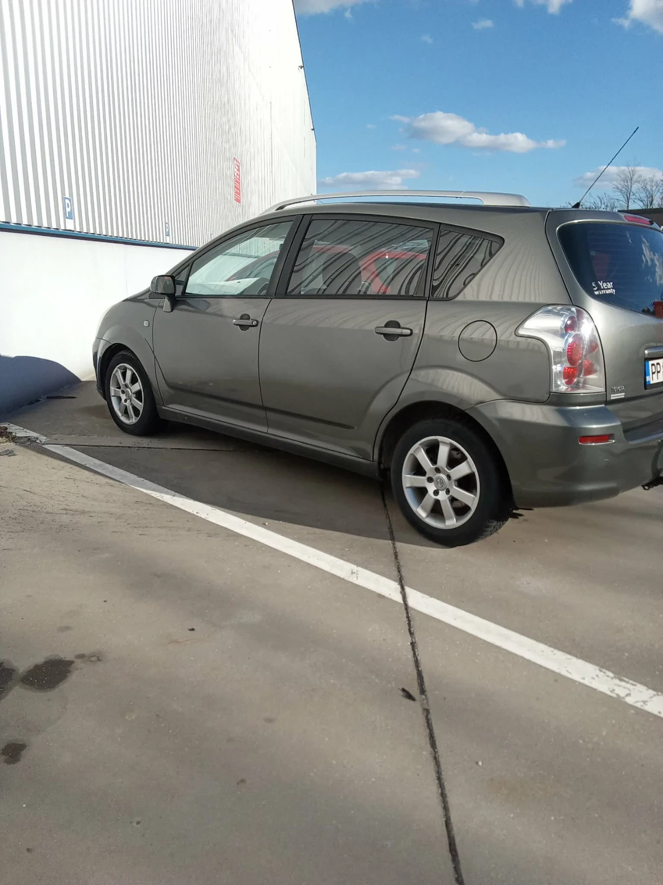 Toyota Corolla verso, снимка 3 - Автомобили и джипове - 54218450