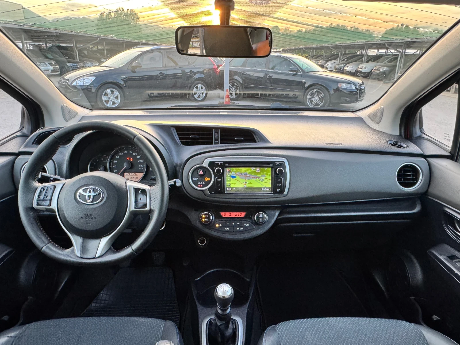 Toyota Yaris 1.4D4D ИТАЛИЯ, снимка 11 - Автомобили и джипове - 54459248