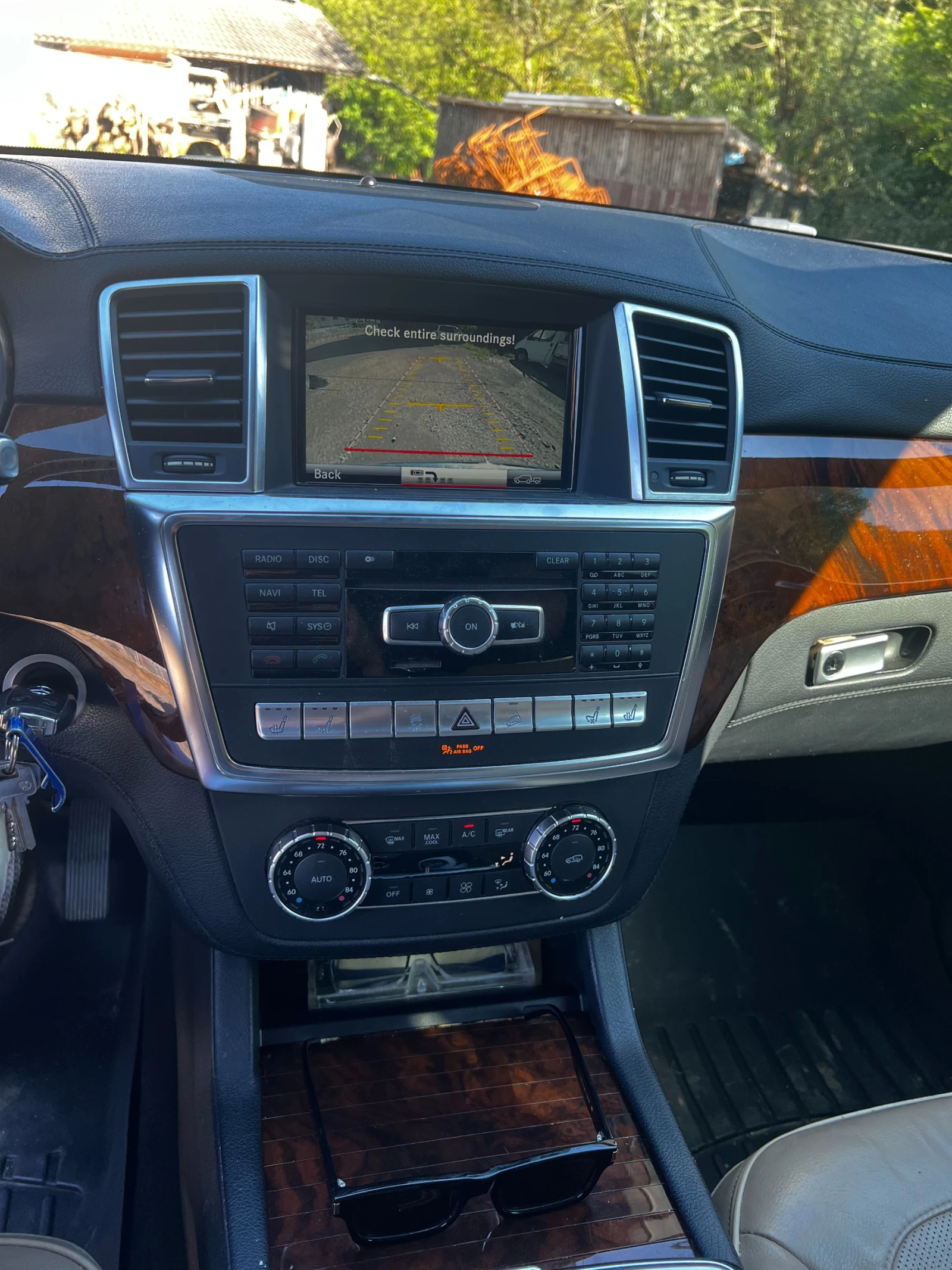 Mercedes-Benz ML 550, снимка 11 - Автомобили и джипове - 54776993