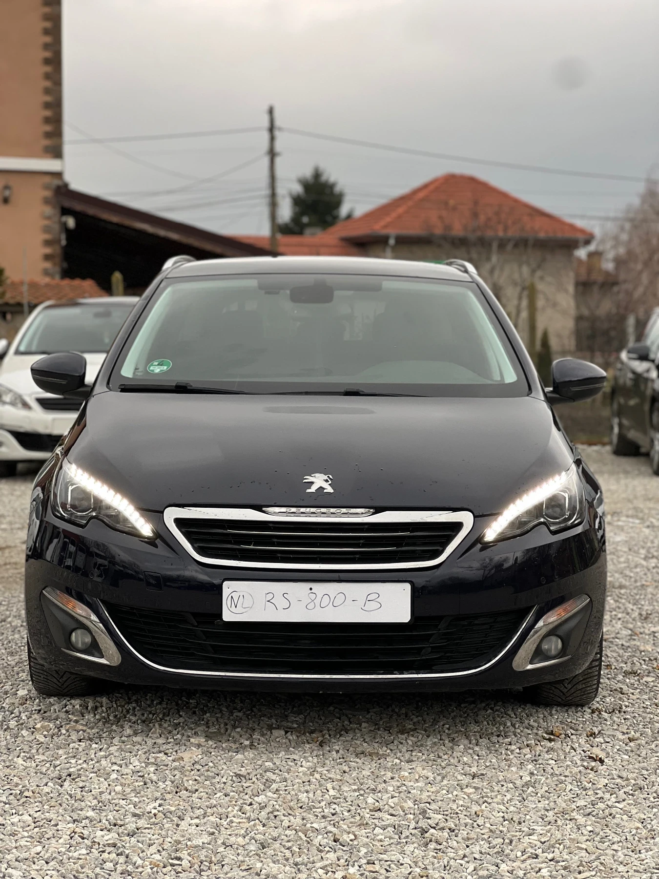 Peugeot 308 ALLURE/PANO/FULL LED, снимка 2 - Автомобили и джипове - 54780742