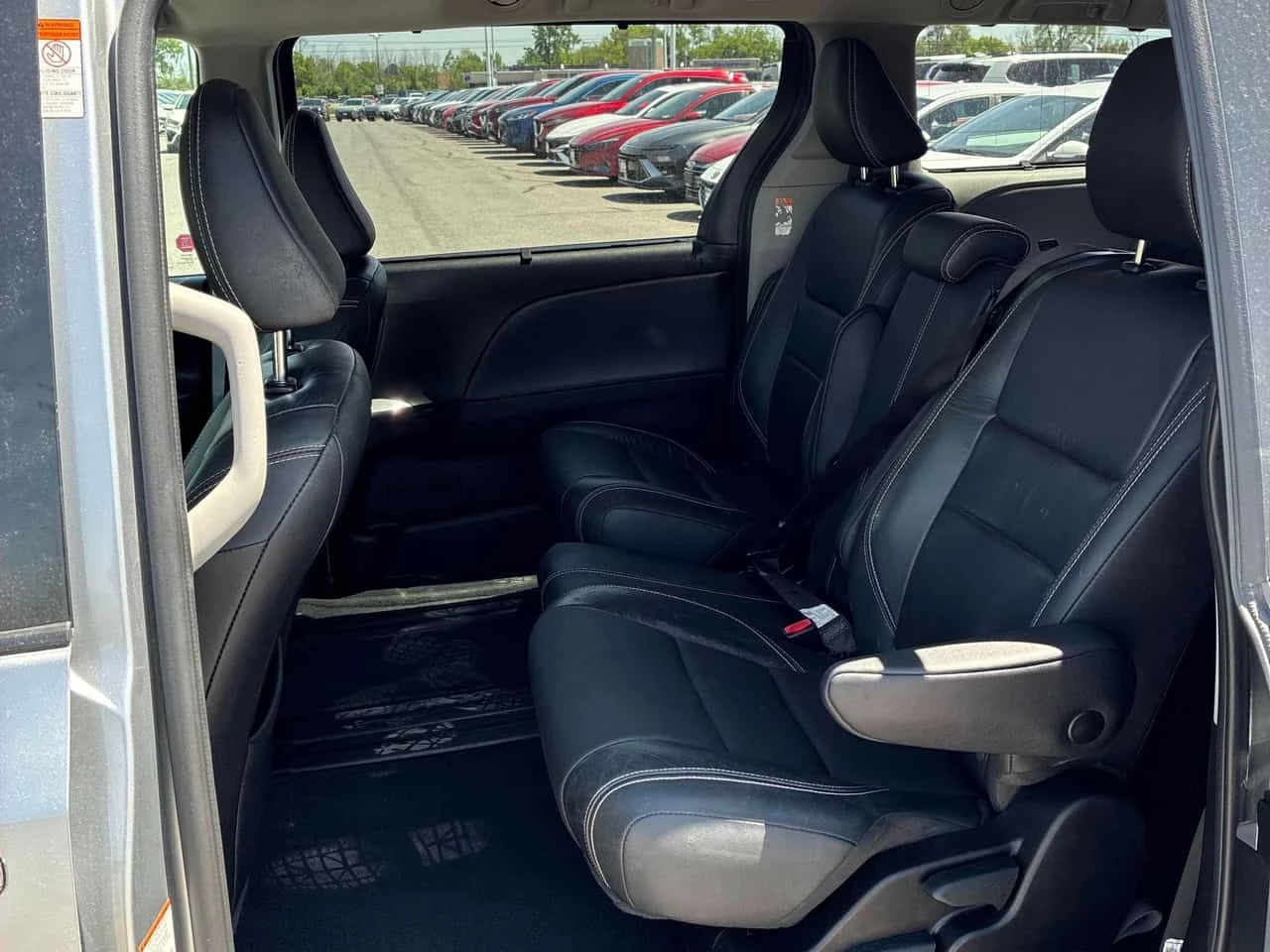 Toyota Sienna  SE/CARFAX/КЛИП/КОЖА/ФИНАНСИРАНЕ, снимка 10 - Автомобили и джипове - 54790691