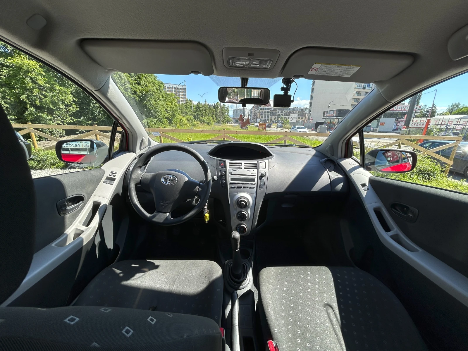 Toyota Yaris, снимка 9 - Автомобили и джипове - 54901207