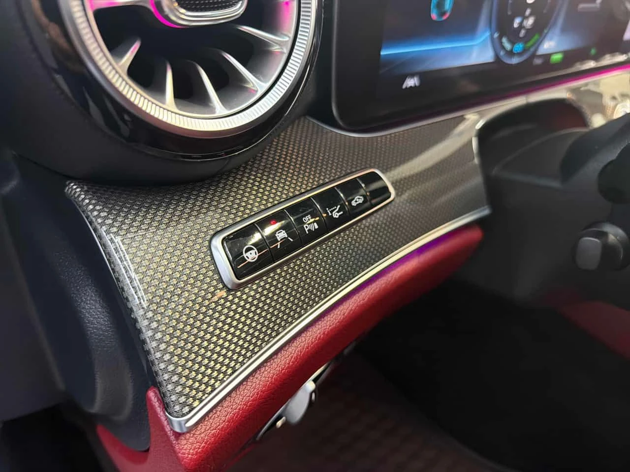 Mercedes-Benz CLS 53 AMG * CARFAX * ДИСТРОНИК * КАРБОН * ХЕДЪП * , снимка 14 - Автомобили и джипове - 54904548