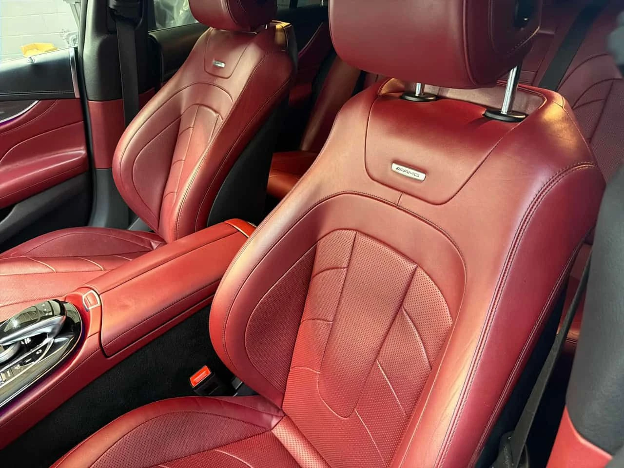 Mercedes-Benz CLS 53 AMG * CARFAX * ДИСТРОНИК * КАРБОН * ХЕДЪП * , снимка 10 - Автомобили и джипове - 54904548