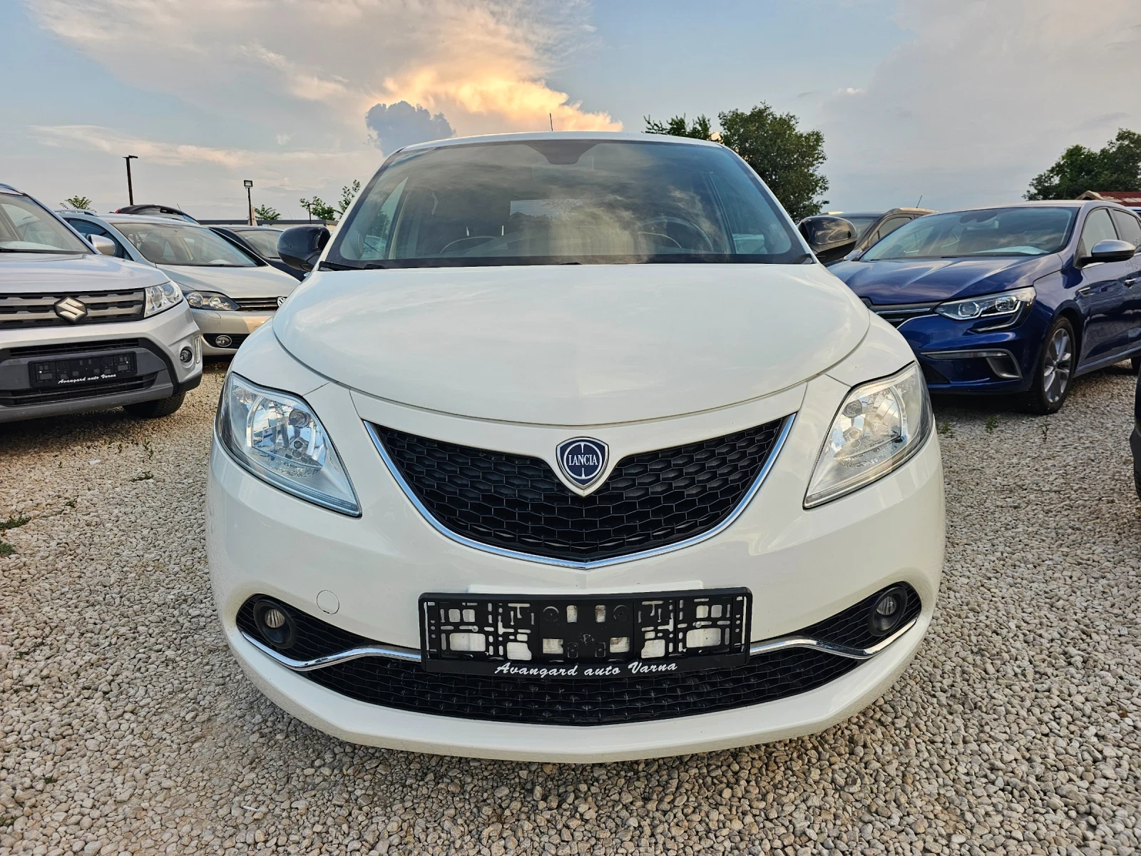 Lancia Ypsilon 1.25i, 69к.с., GPL, Facelift , снимка 2 - Автомобили и джипове - 55150101