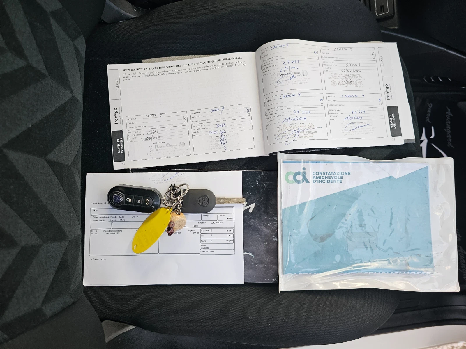 Lancia Ypsilon 1.25i, 69к.с., GPL, Facelift , снимка 13 - Автомобили и джипове - 55150101