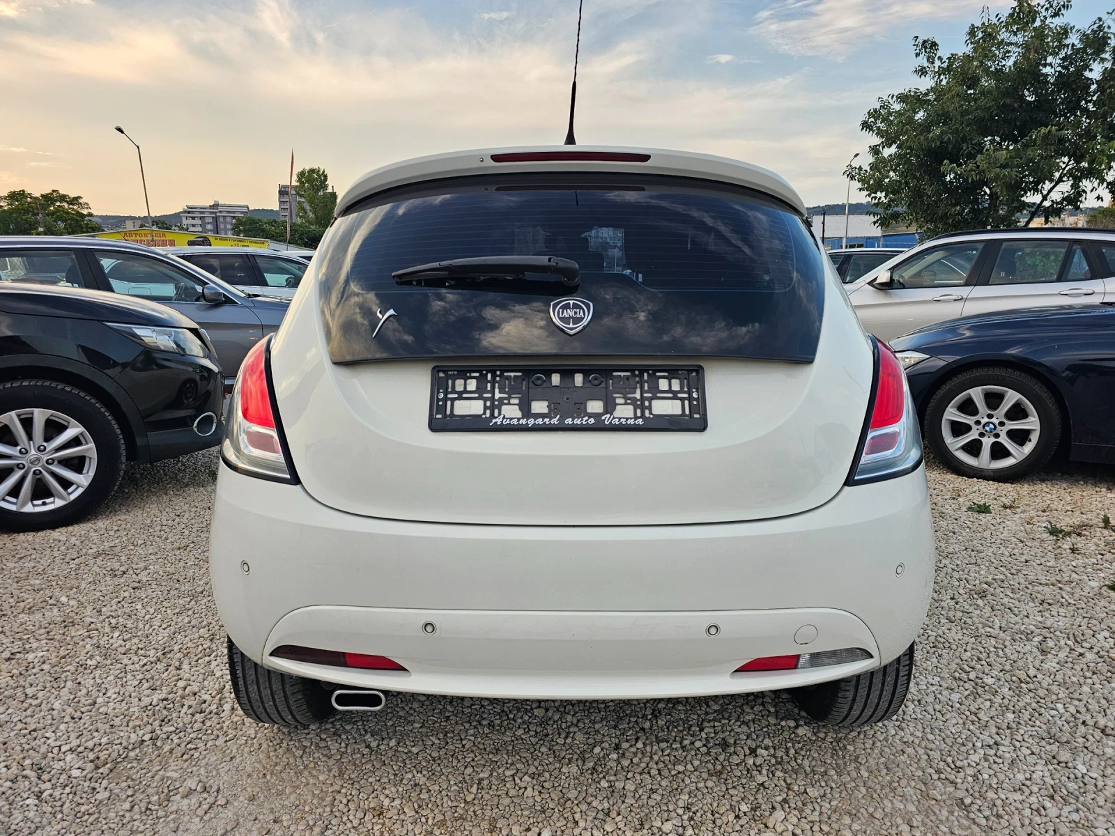 Lancia Ypsilon 1.25i, 69к.с., GPL, Facelift , снимка 5 - Автомобили и джипове - 55150101