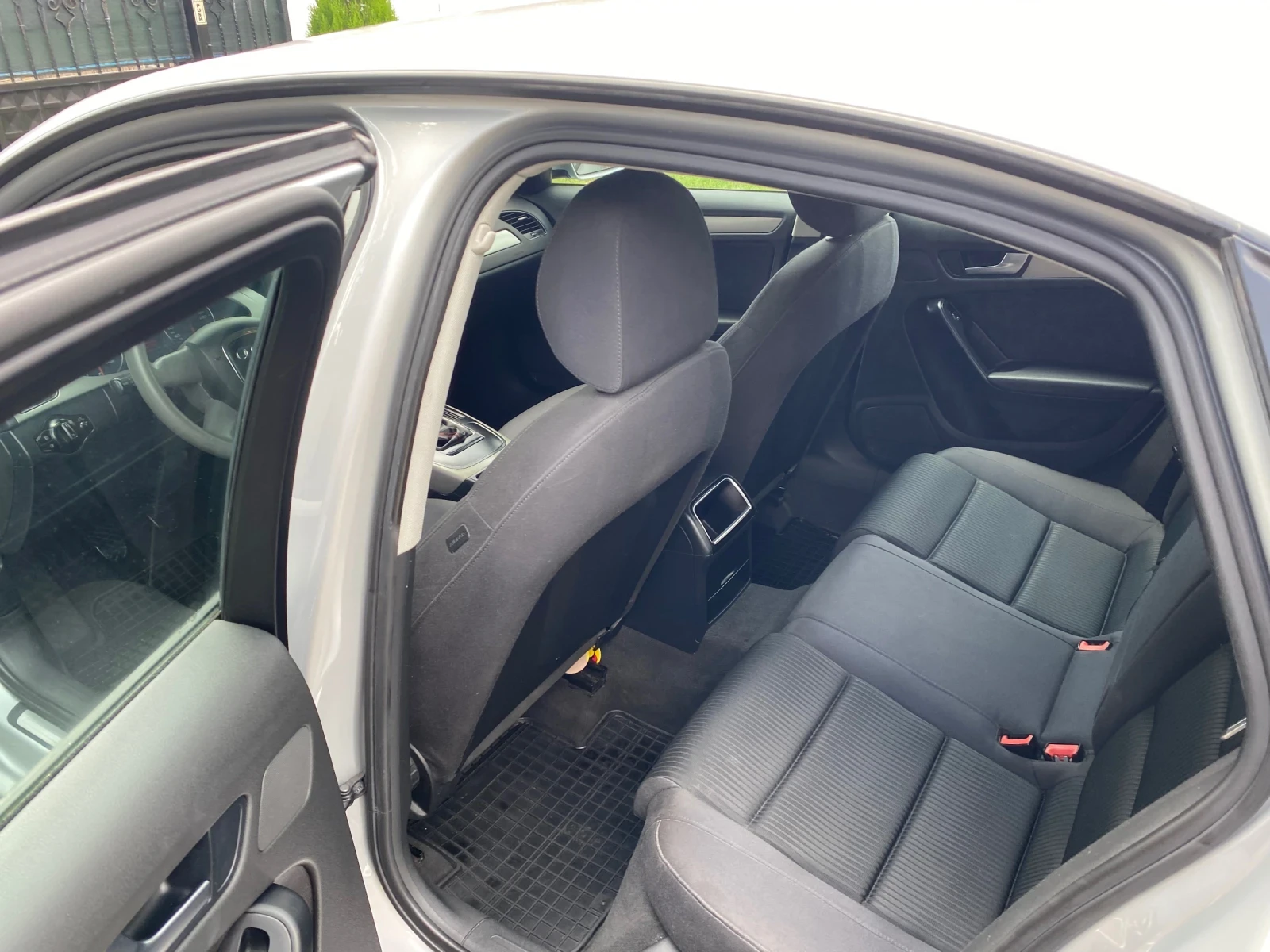 Audi A4, снимка 9 - Автомобили и джипове - 55376539