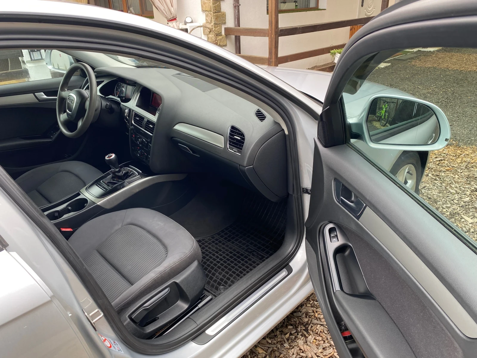 Audi A4, снимка 12 - Автомобили и джипове - 55376539