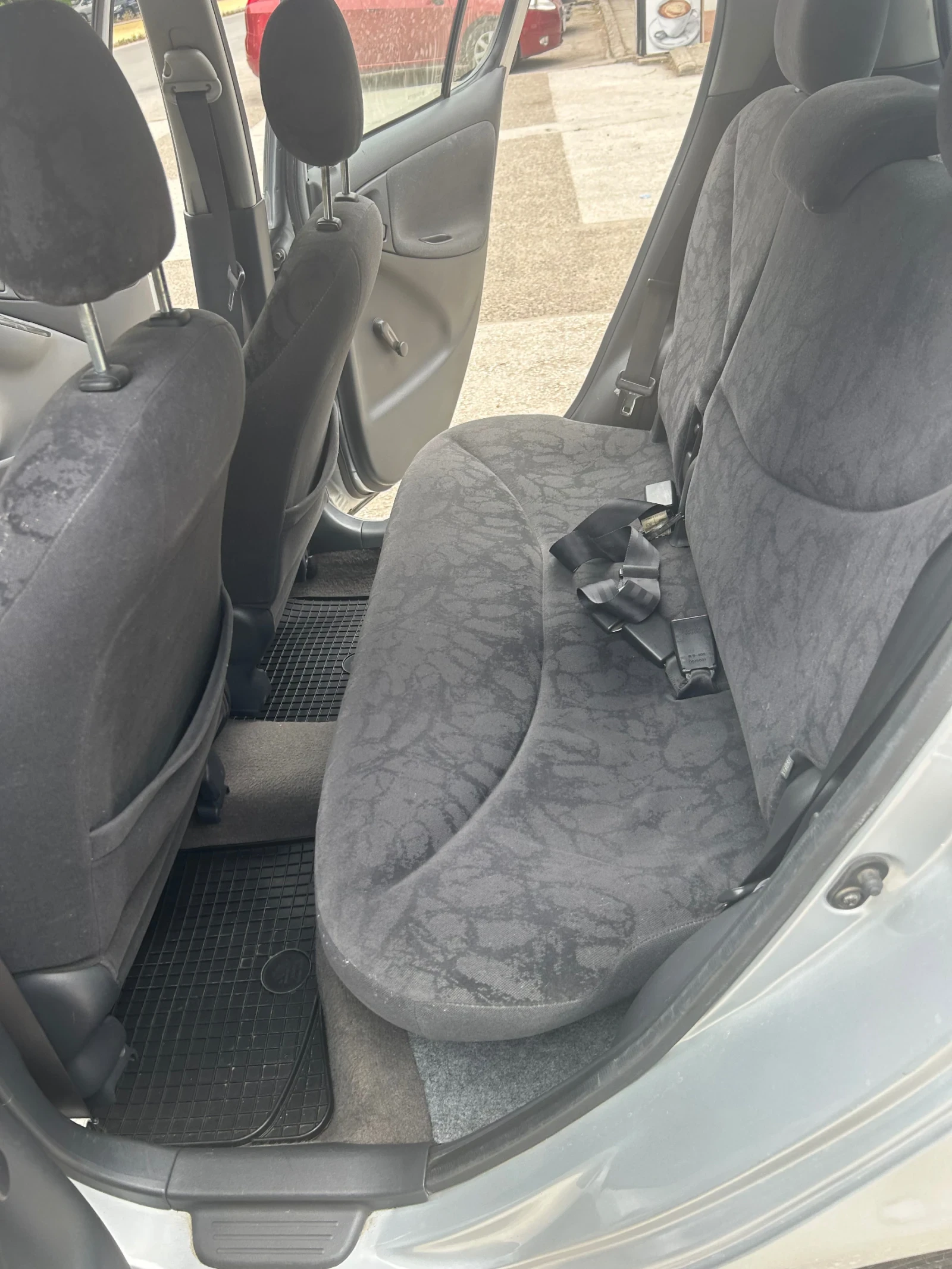 Toyota Yaris Климатик Перфектна , снимка 9 - Автомобили и джипове - 55467224