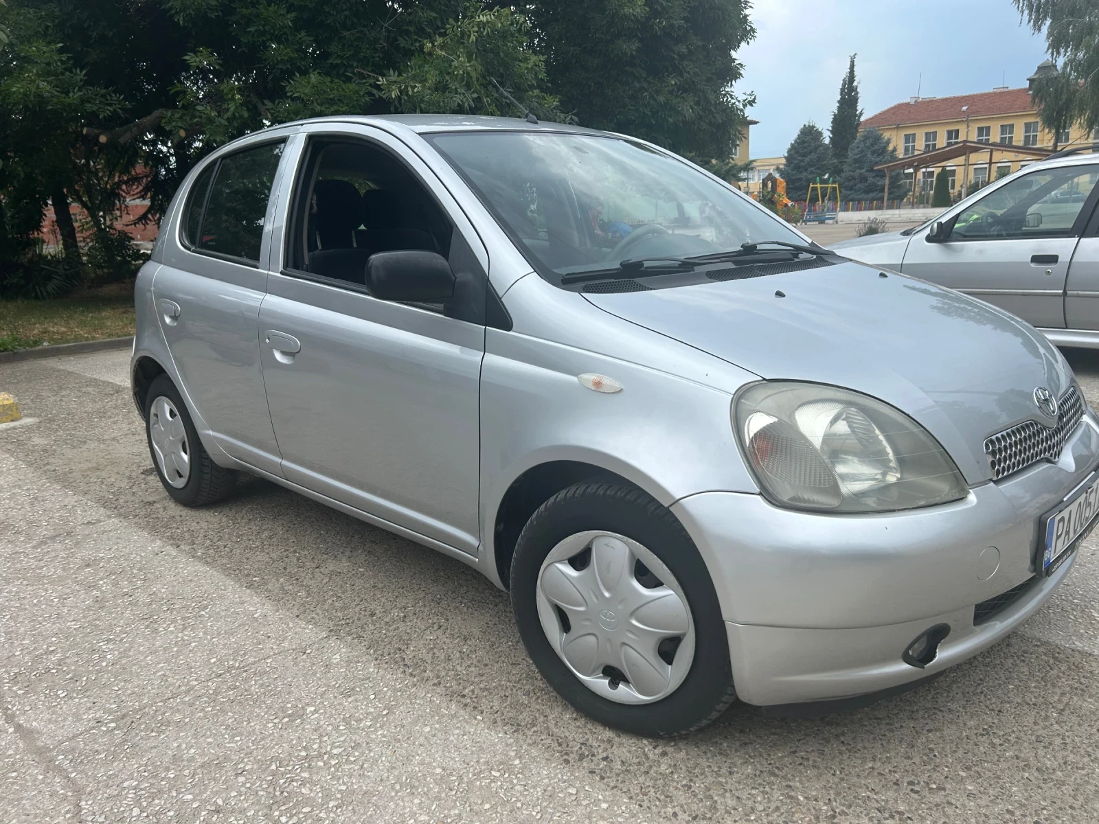 Toyota Yaris Климатик Перфектна , снимка 2 - Автомобили и джипове - 55467224