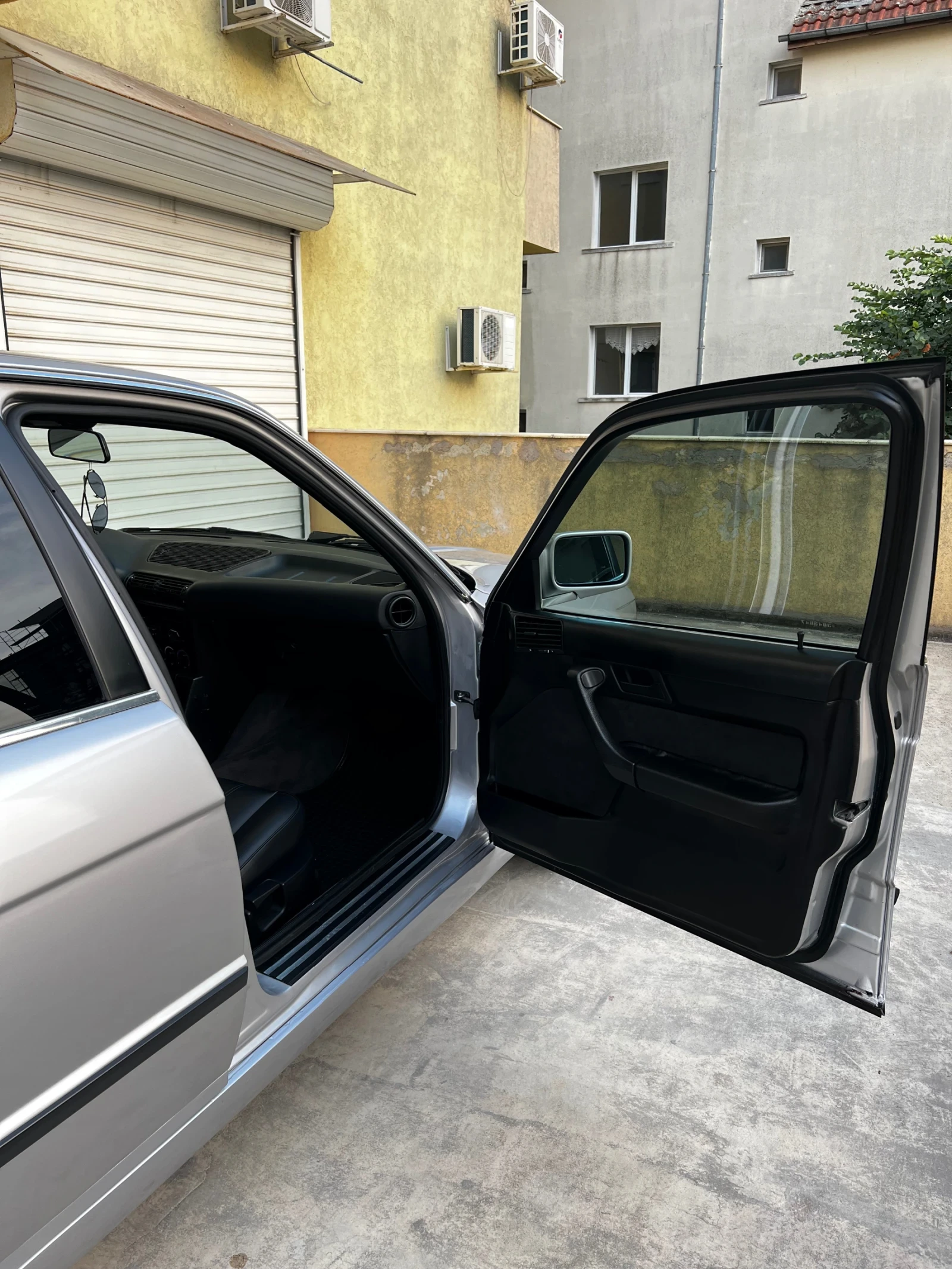 BMW 525 i, M5-Style, снимка 8 - Автомобили и джипове - 56090051