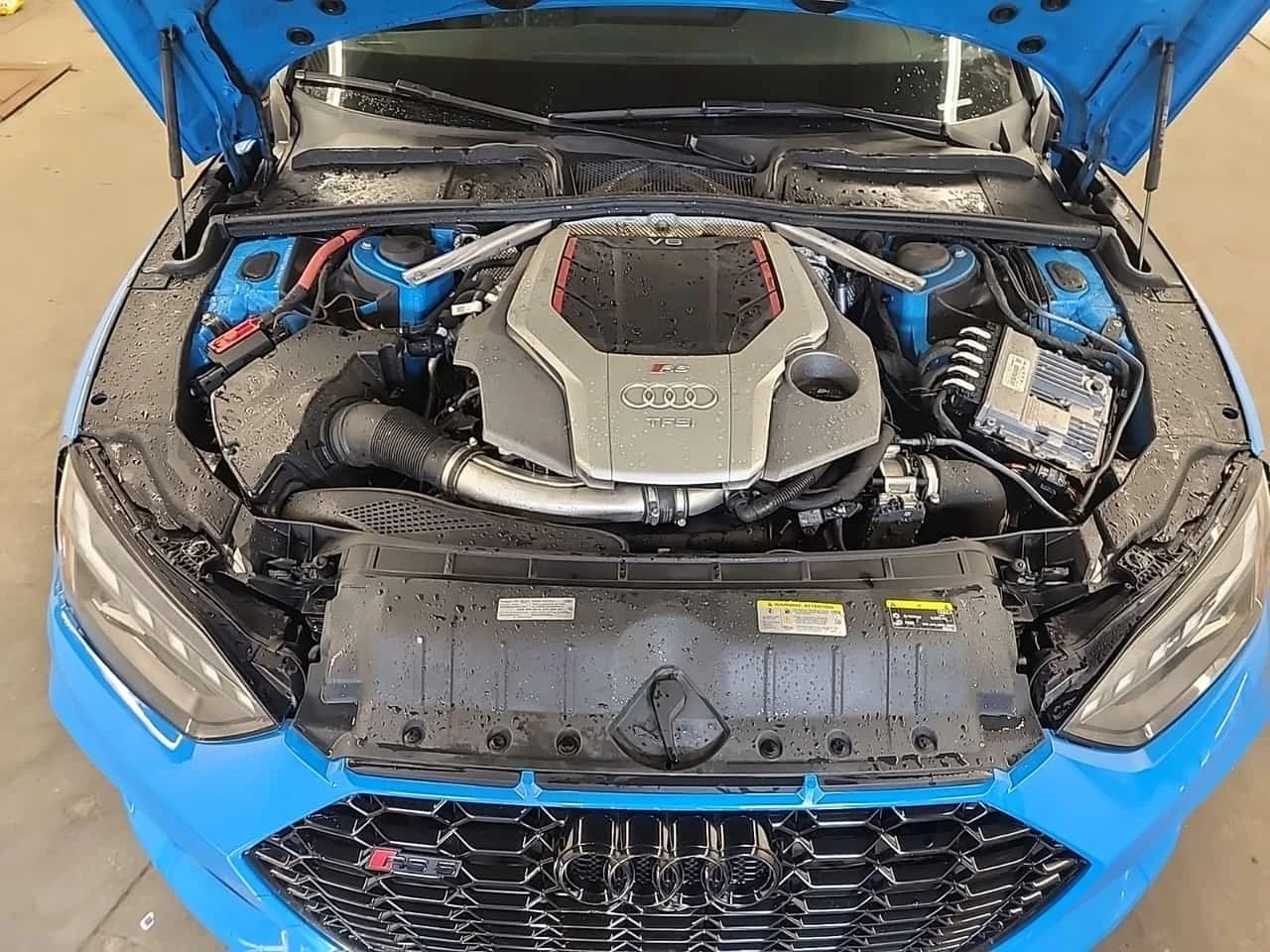 Audi Rs5 / DIAMOND SEATS / CARBON / DISTRONIC / FINANCING, снимка 17 - Автомобили и джипове - 56211561