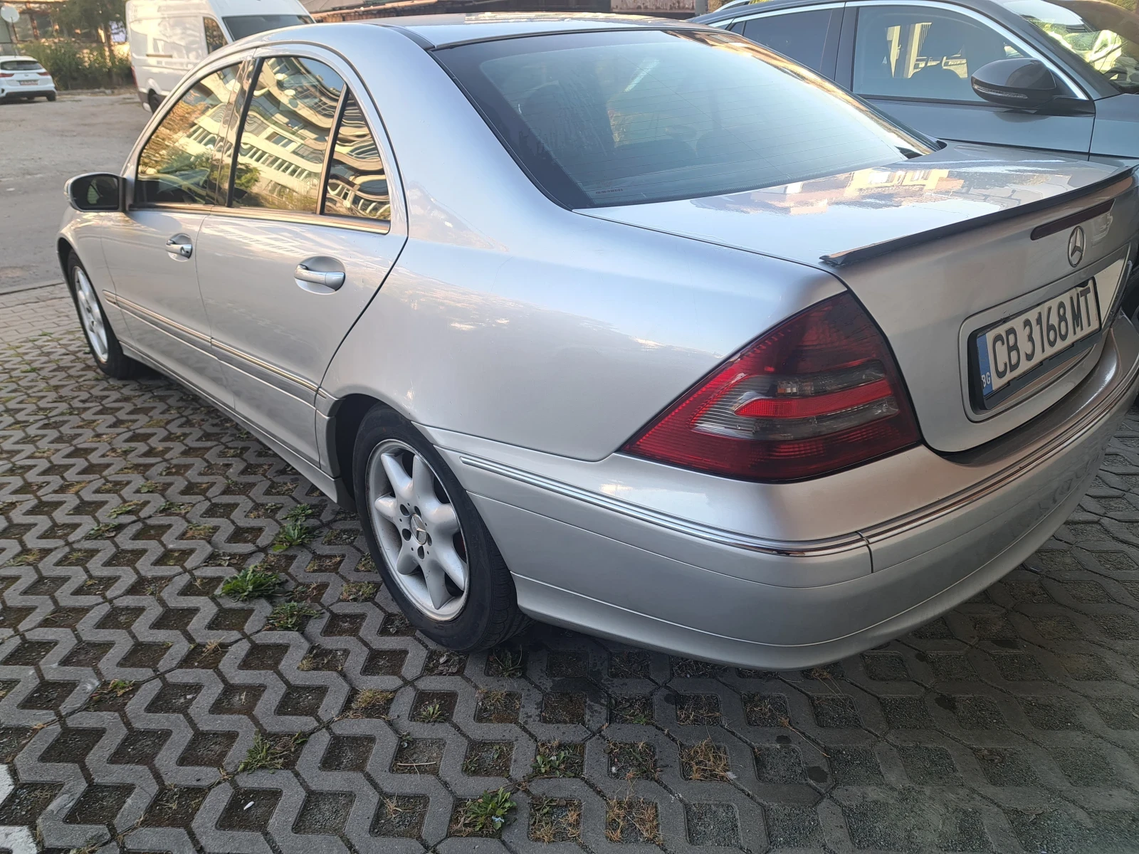 Mercedes-Benz C 220 Facelift, снимка 6 - Автомобили и джипове - 56343406