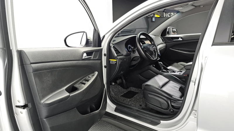 Hyundai Tucson 2.0 4WD MODERN autogeorge.com, снимка 10 - Автомобили и джипове - 51903467