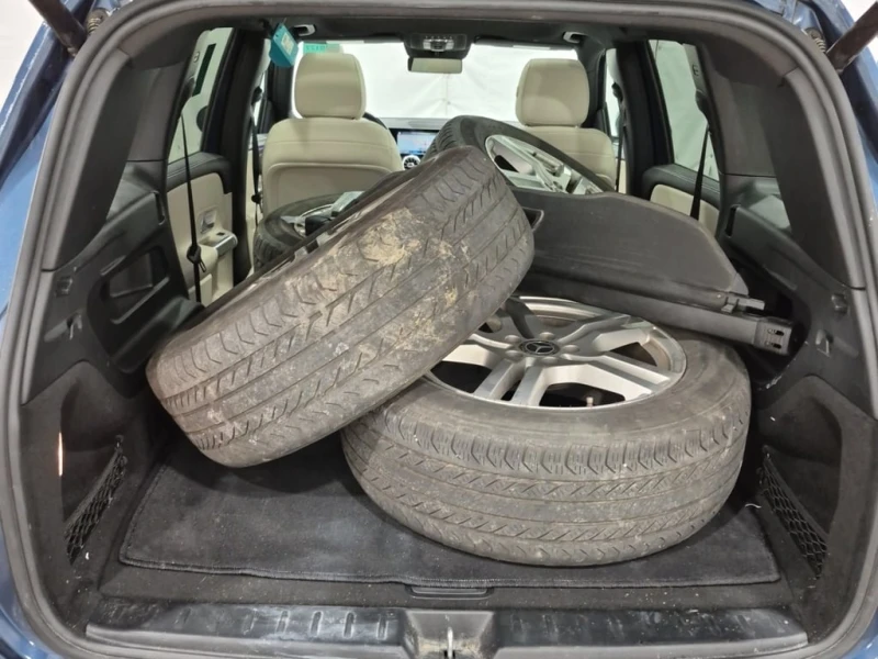 Mercedes-Benz GLB * 250 * CARFAX * ФИНАНСИРАНЕ* , снимка 16 - Автомобили и джипове - 53171736