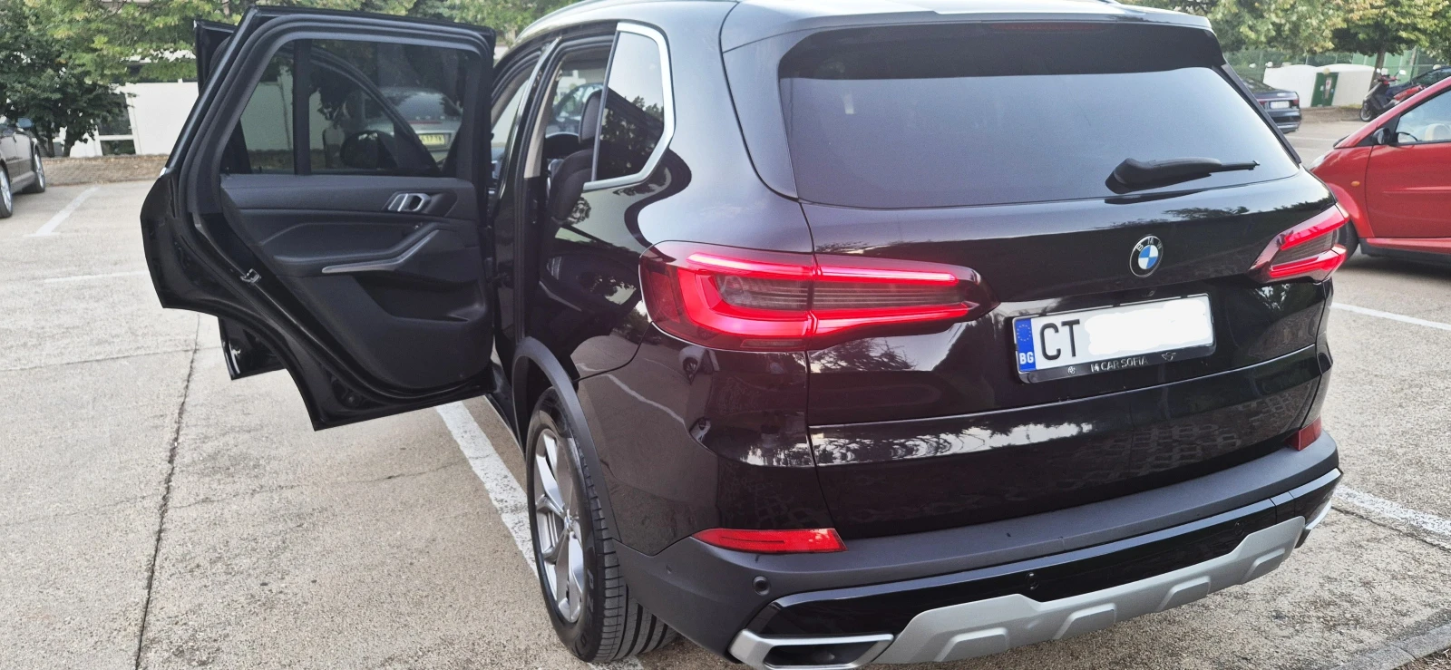 BMW X5  xDrive 30D 286к.с. - изображение 2