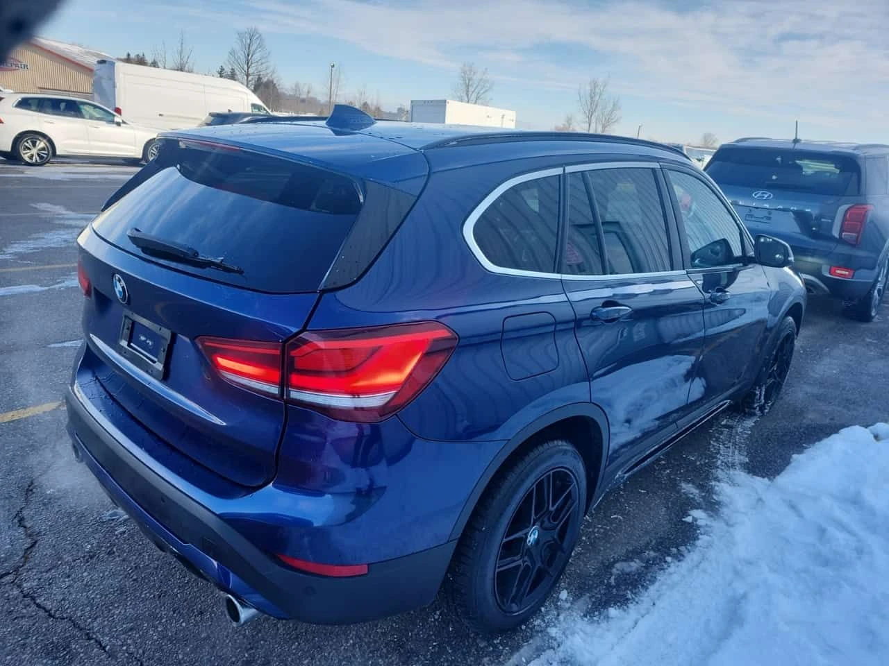 BMW X1  XDRIVE28I * KEYLESS GO* ПАМЕТ* ПОДГРЕВИ* CARFAX * - изображение 3