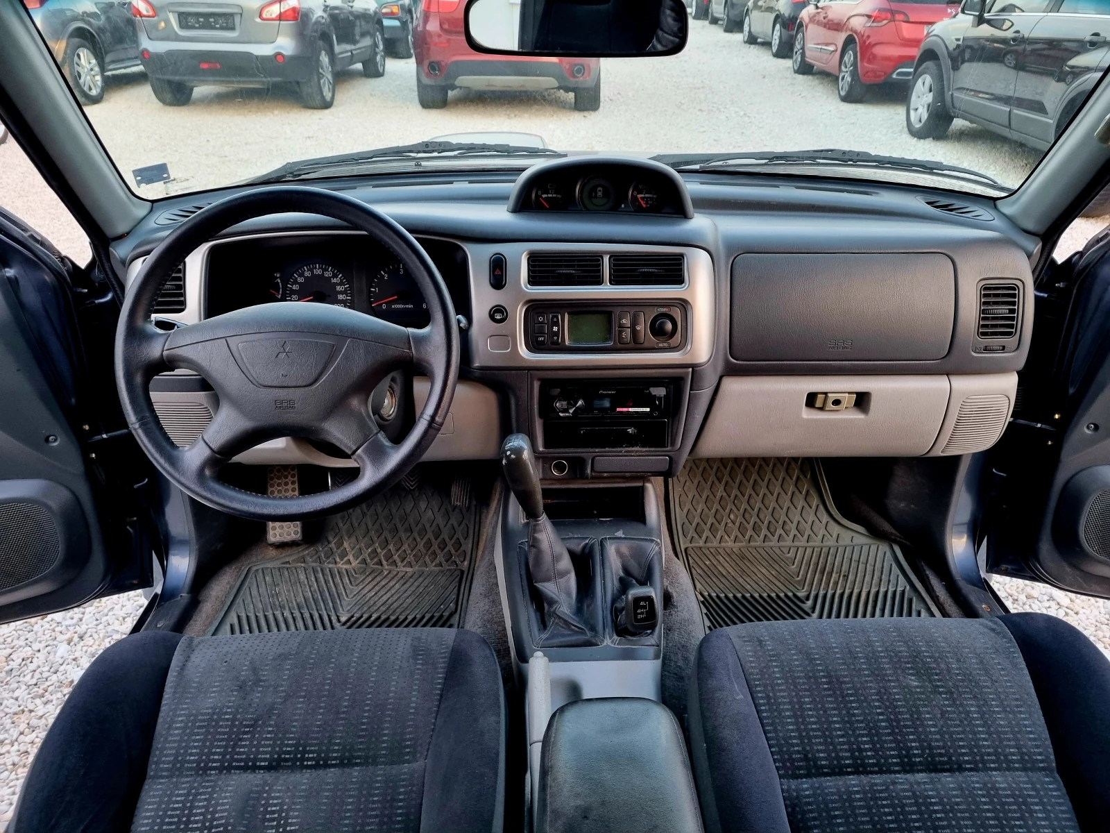 Mitsubishi Pajero sport 2.5TDI 120ks.Klimatronik, снимка 11 - Автомобили и джипове - 53837076