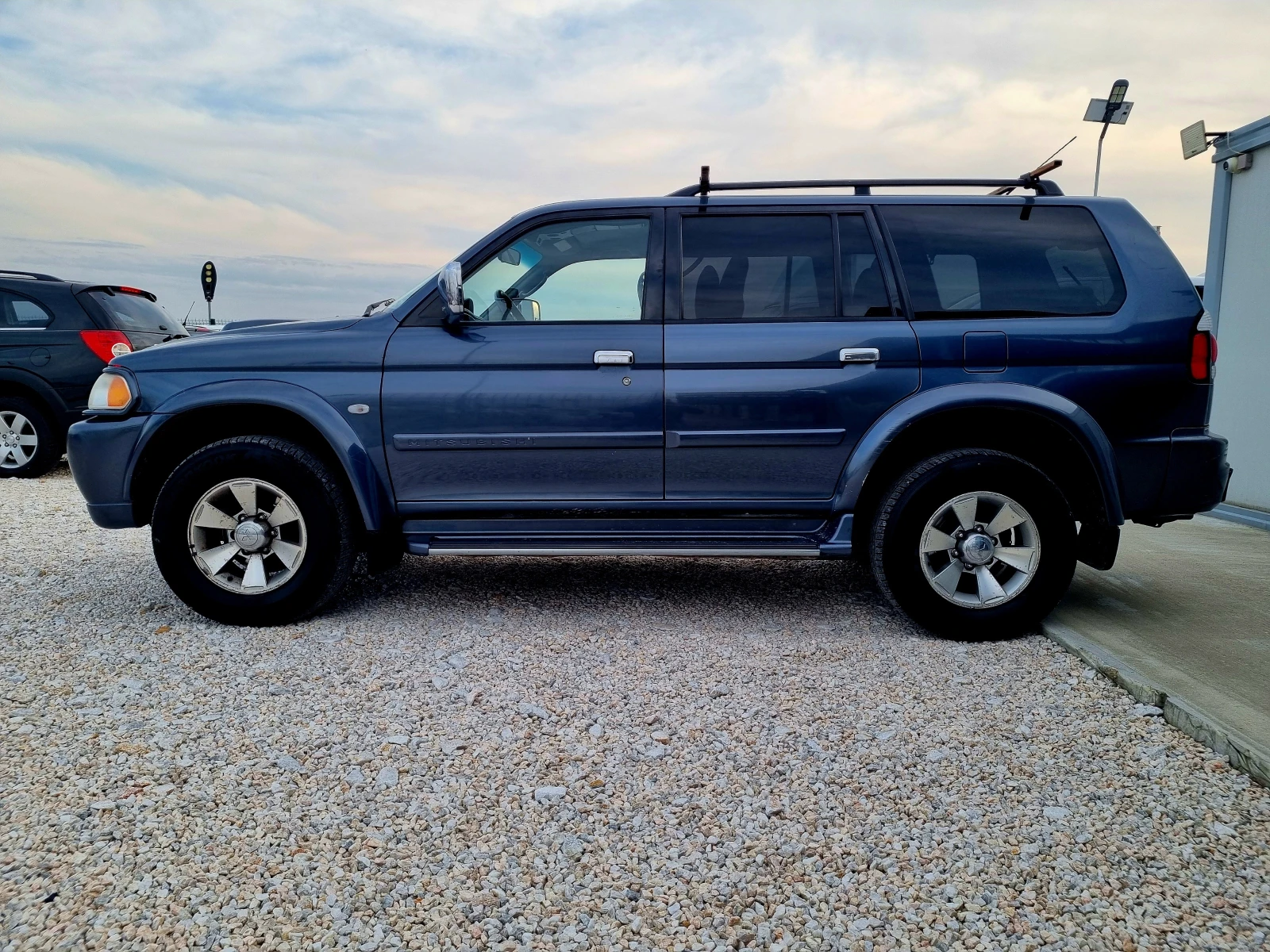 Mitsubishi Pajero sport 2.5TDI 120ks.Klimatronik, снимка 8 - Автомобили и джипове - 53837076