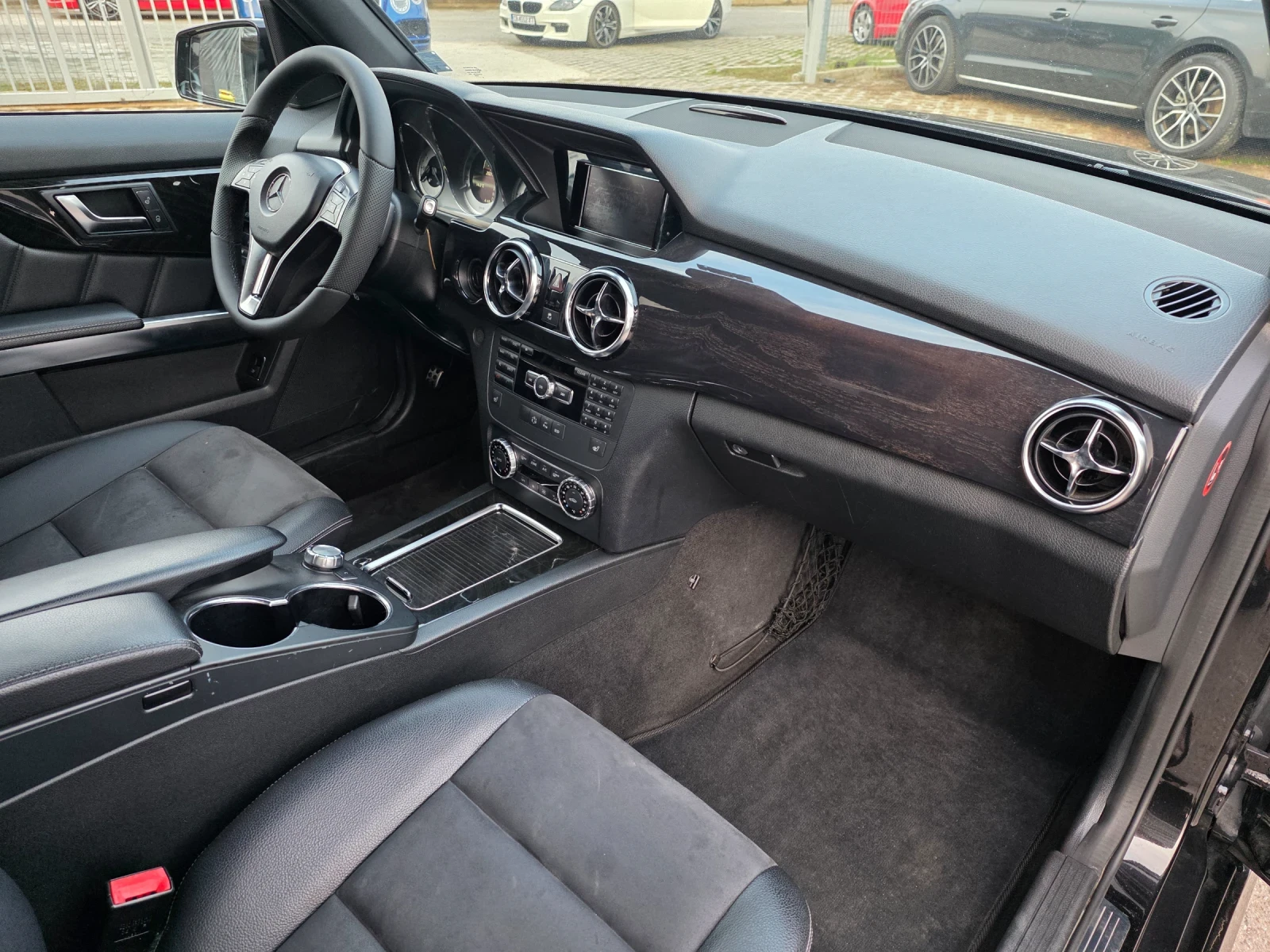 Mercedes-Benz GLK FACELIFT AMG LINE 20 БАРТЕР ЛИЗИНГ, снимка 9 - Автомобили и джипове - 53880443