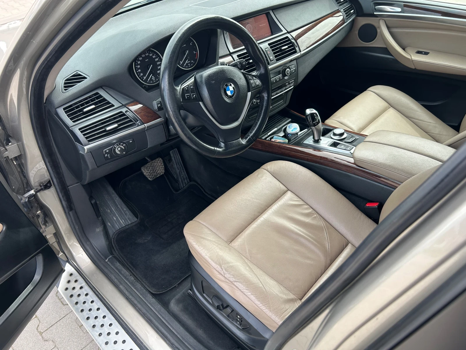 BMW X5 E70, снимка 6 - Автомобили и джипове - 54195206