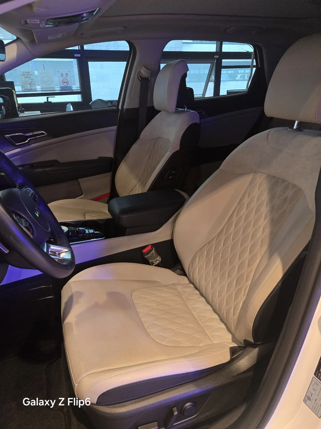 Kia Sportage 2.0 CRDI - OЧАКВАН ВНОС, снимка 8 - Автомобили и джипове - 54629372