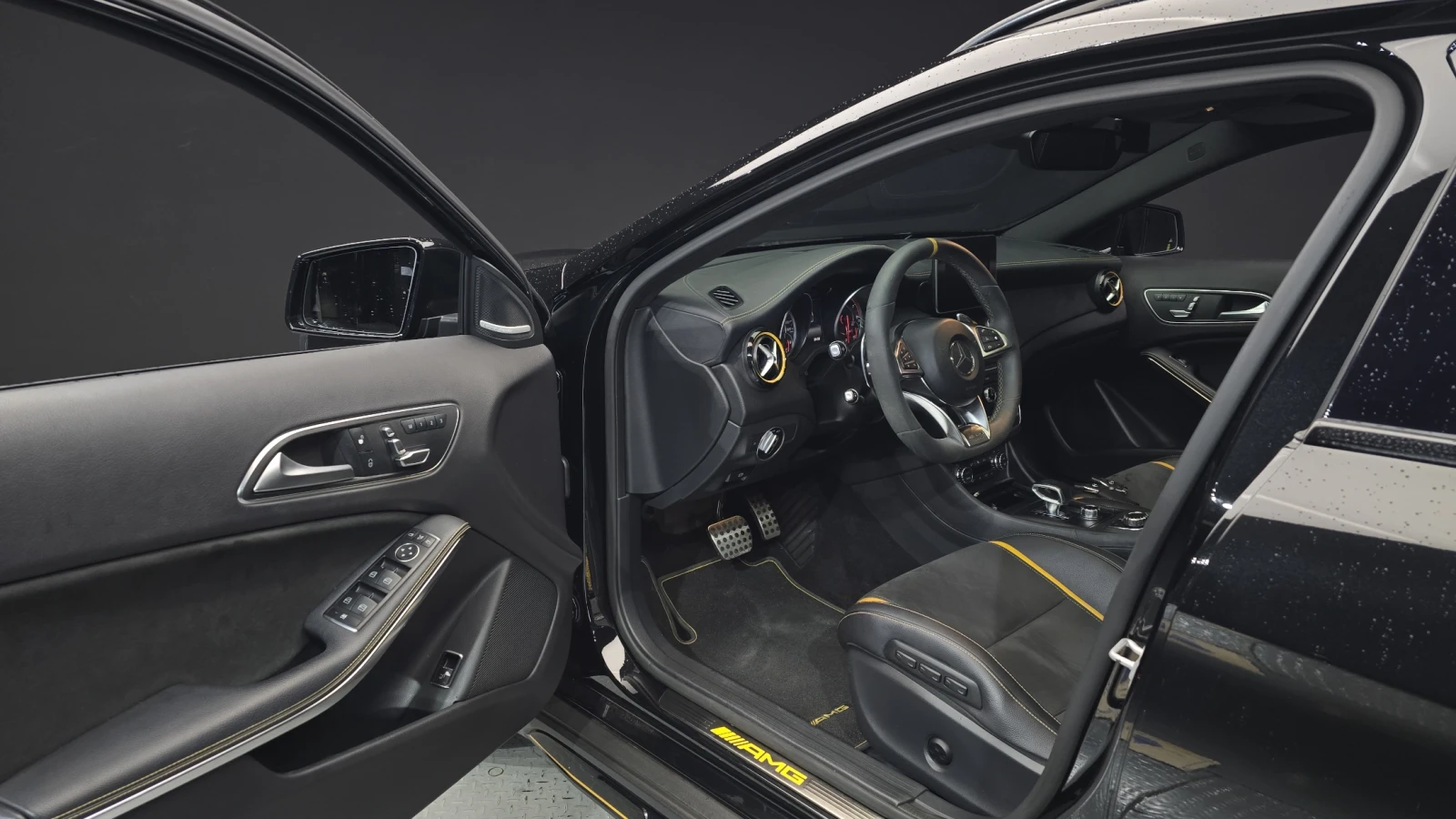 Mercedes-Benz GLA 45 AMG 50TH ANNICERSARY EDITION* КРАЙНА ЦЕНА, снимка 9 - Автомобили и джипове - 55235859