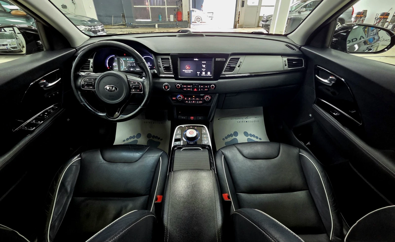 Kia Niro SOH100%/Premium, снимка 15 - Автомобили и джипове - 55448712