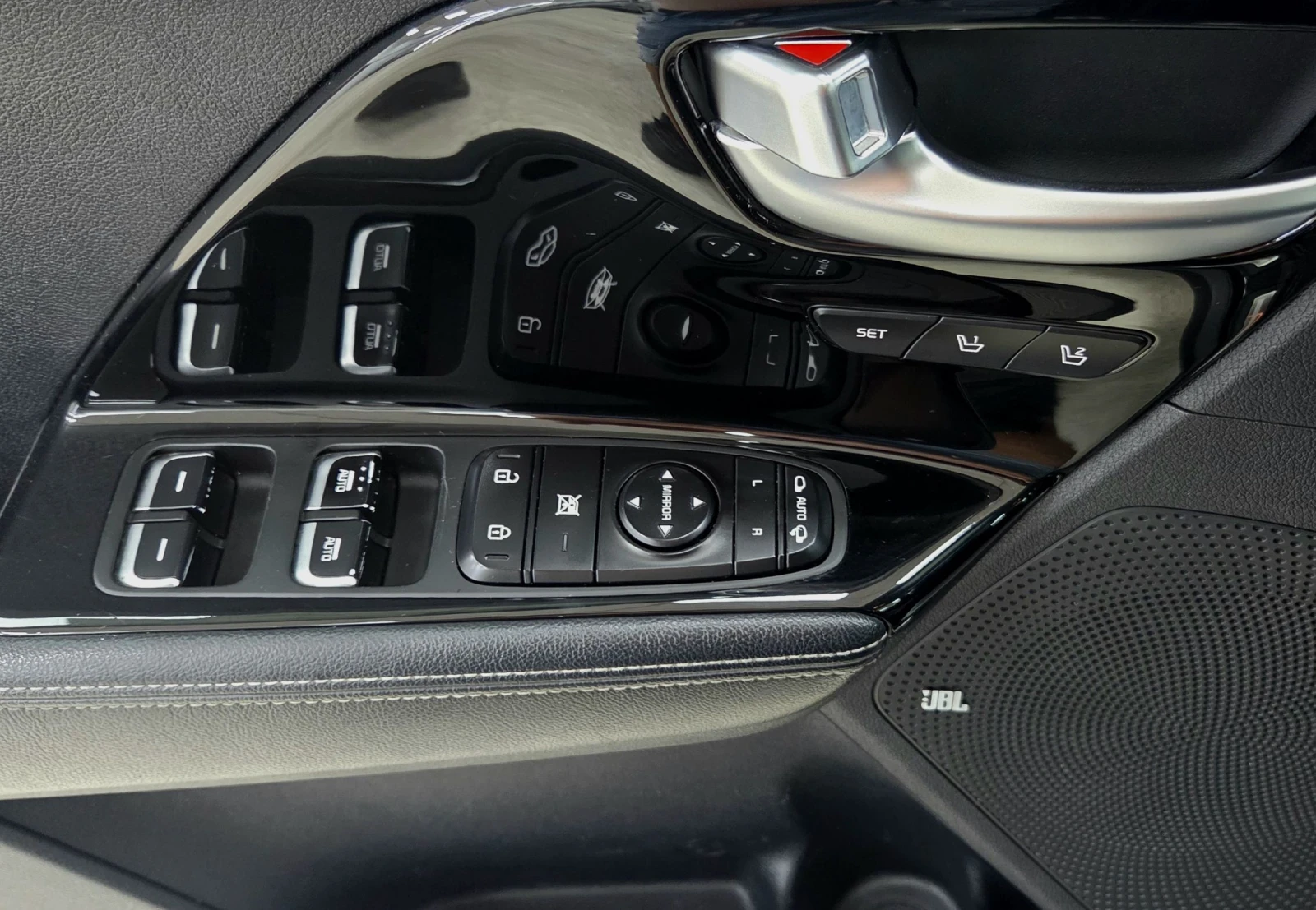 Kia Niro SOH100%/Premium, снимка 10 - Автомобили и джипове - 55448712