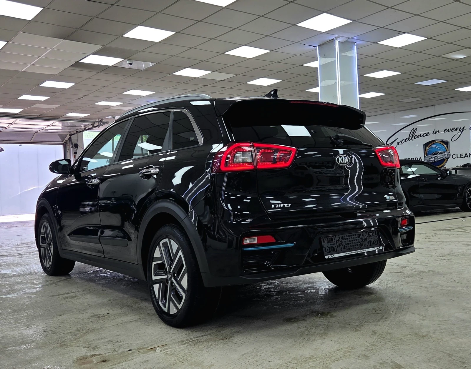 Kia Niro SOH100%/Premium, снимка 5 - Автомобили и джипове - 55448712
