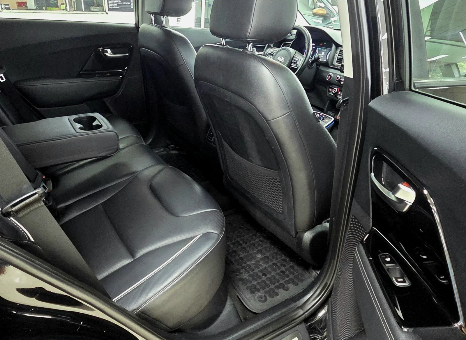 Kia Niro SOH100%/Premium, снимка 13 - Автомобили и джипове - 55448712