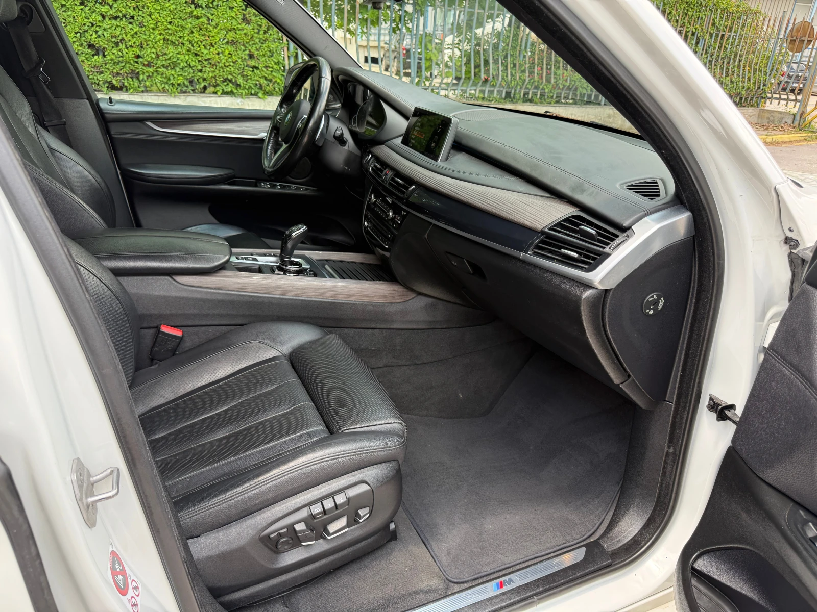 BMW X5 4.0d xDrive M-Paket 7-местен, снимка 14 - Автомобили и джипове - 55841200