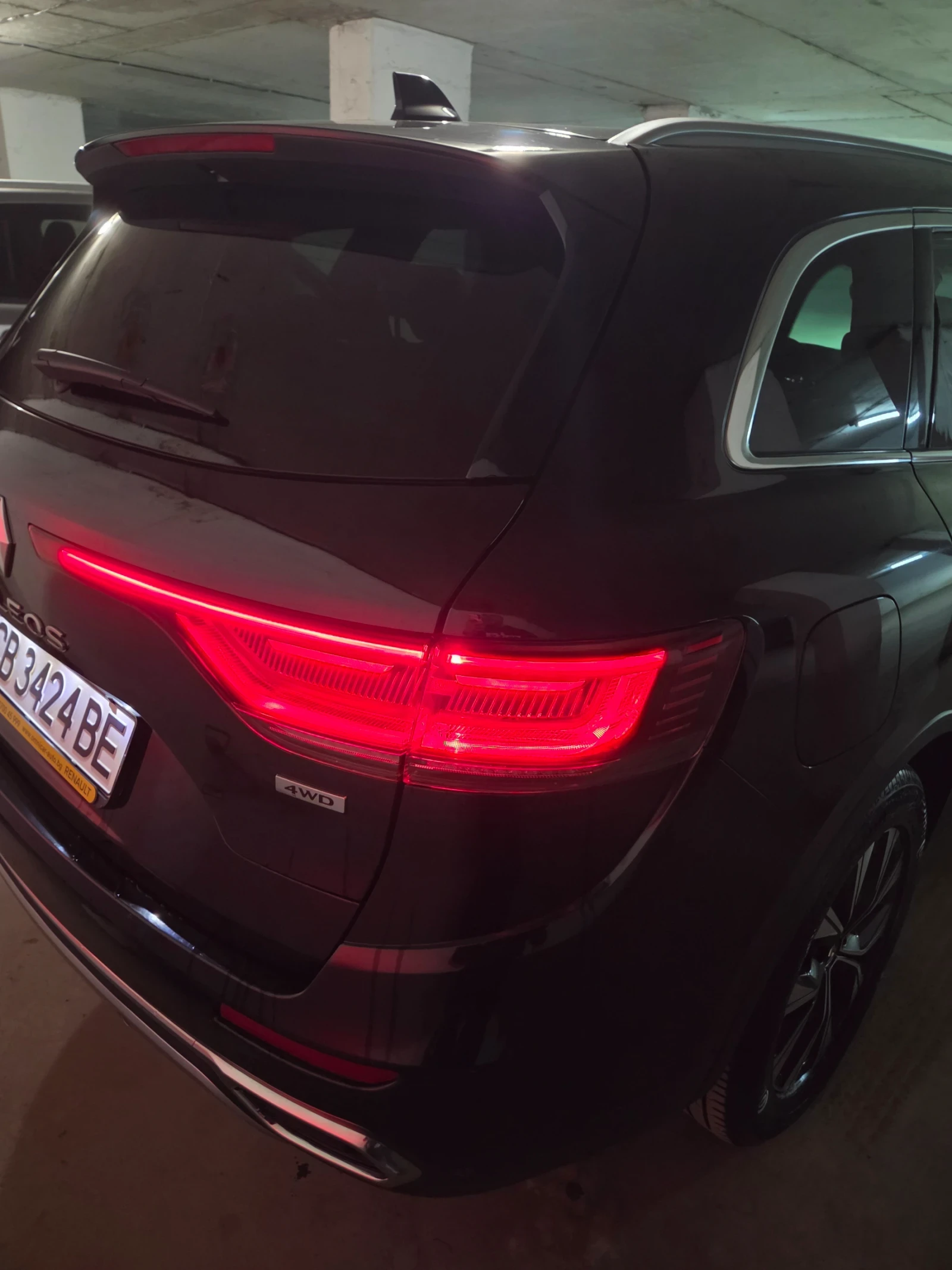Renault Koleos, снимка 10 - Автомобили и джипове - 56706953