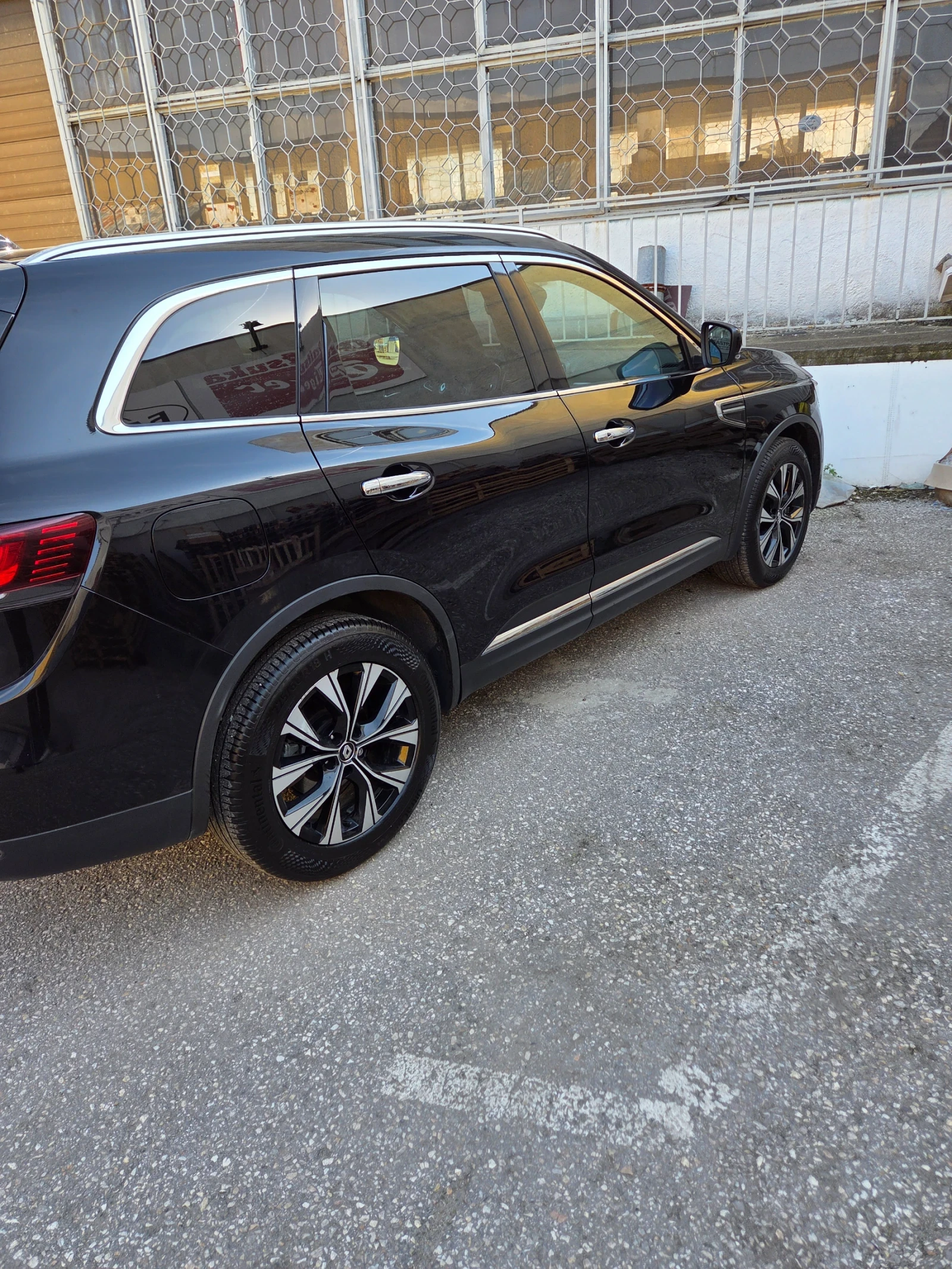 Renault Koleos, снимка 4 - Автомобили и джипове - 56706953