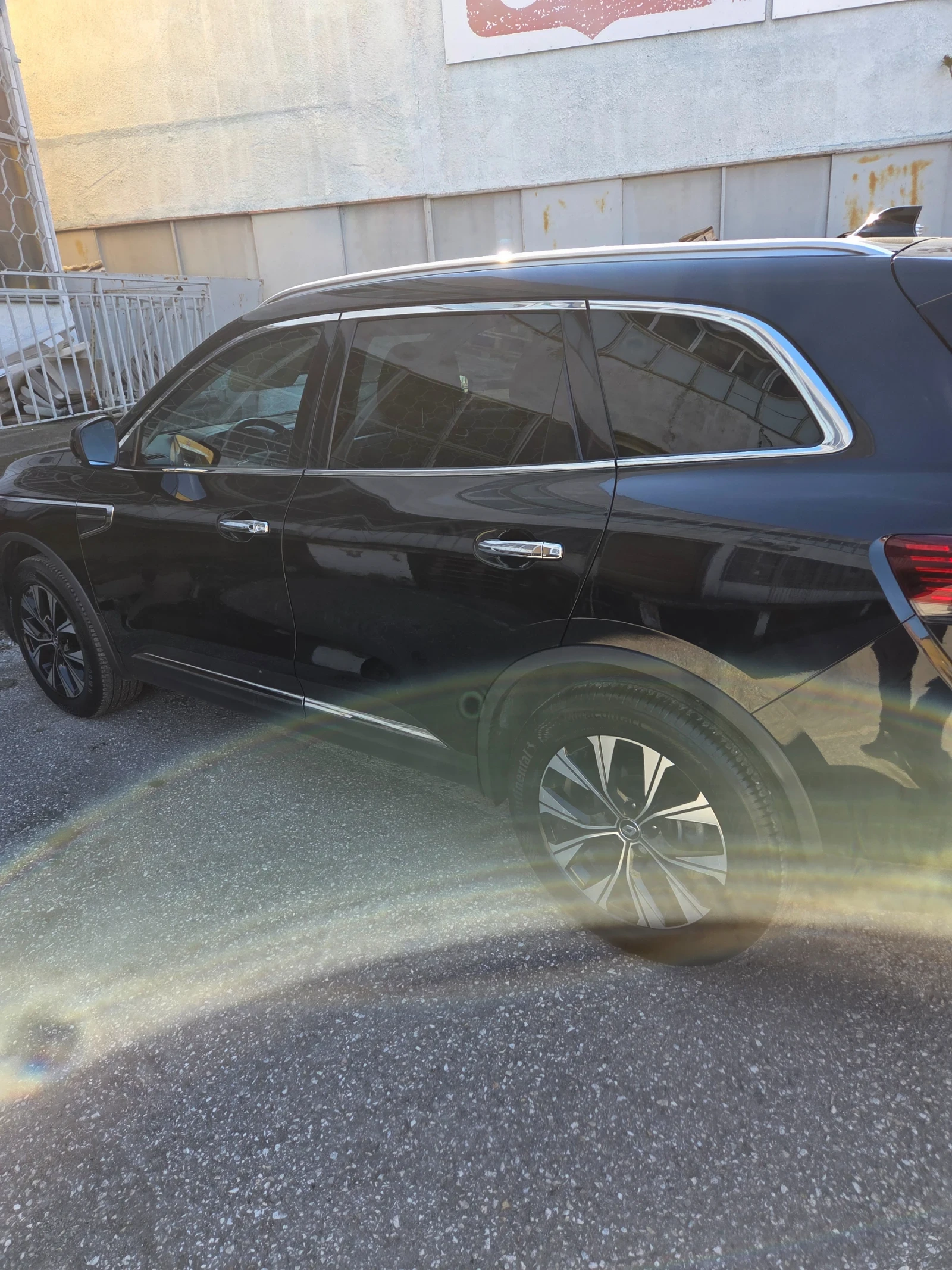 Renault Koleos, снимка 2 - Автомобили и джипове - 56706953