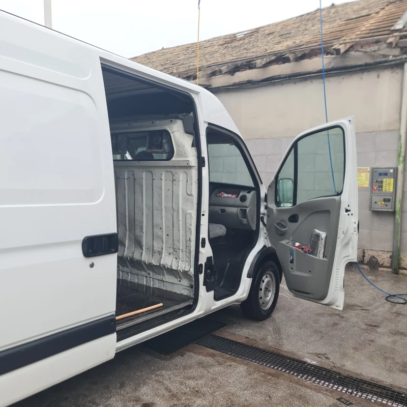 Renault Master, снимка 9 - Бусове и автобуси - 52508058