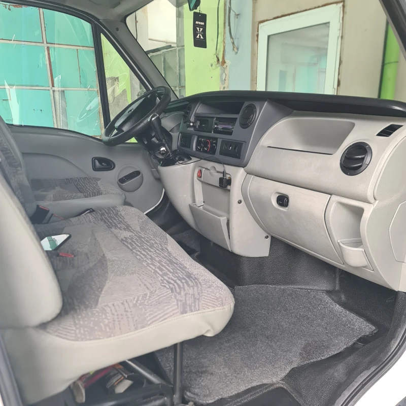 Renault Master, снимка 10 - Бусове и автобуси - 52508058