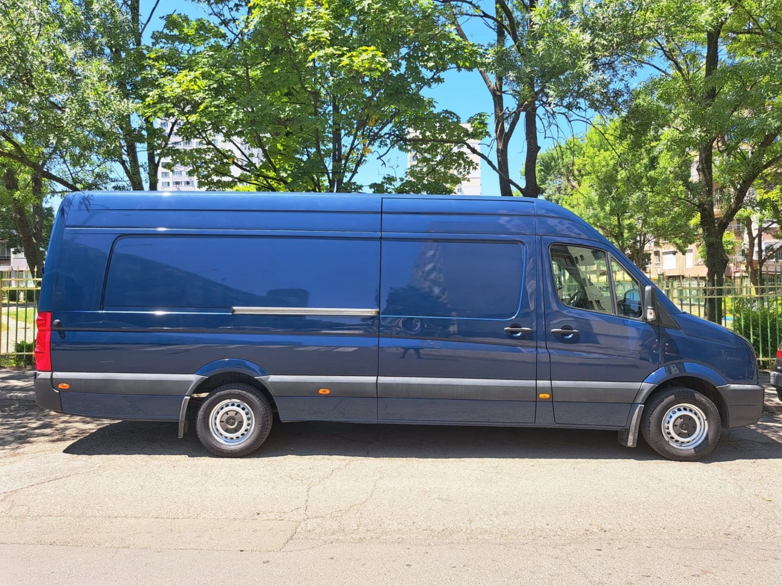 VW Crafter 2.5 163КС. XXL, снимка 2 - Бусове и автобуси - 55148104