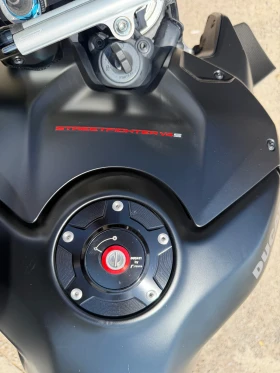 Ducati Streetfighter V4s, снимка 8