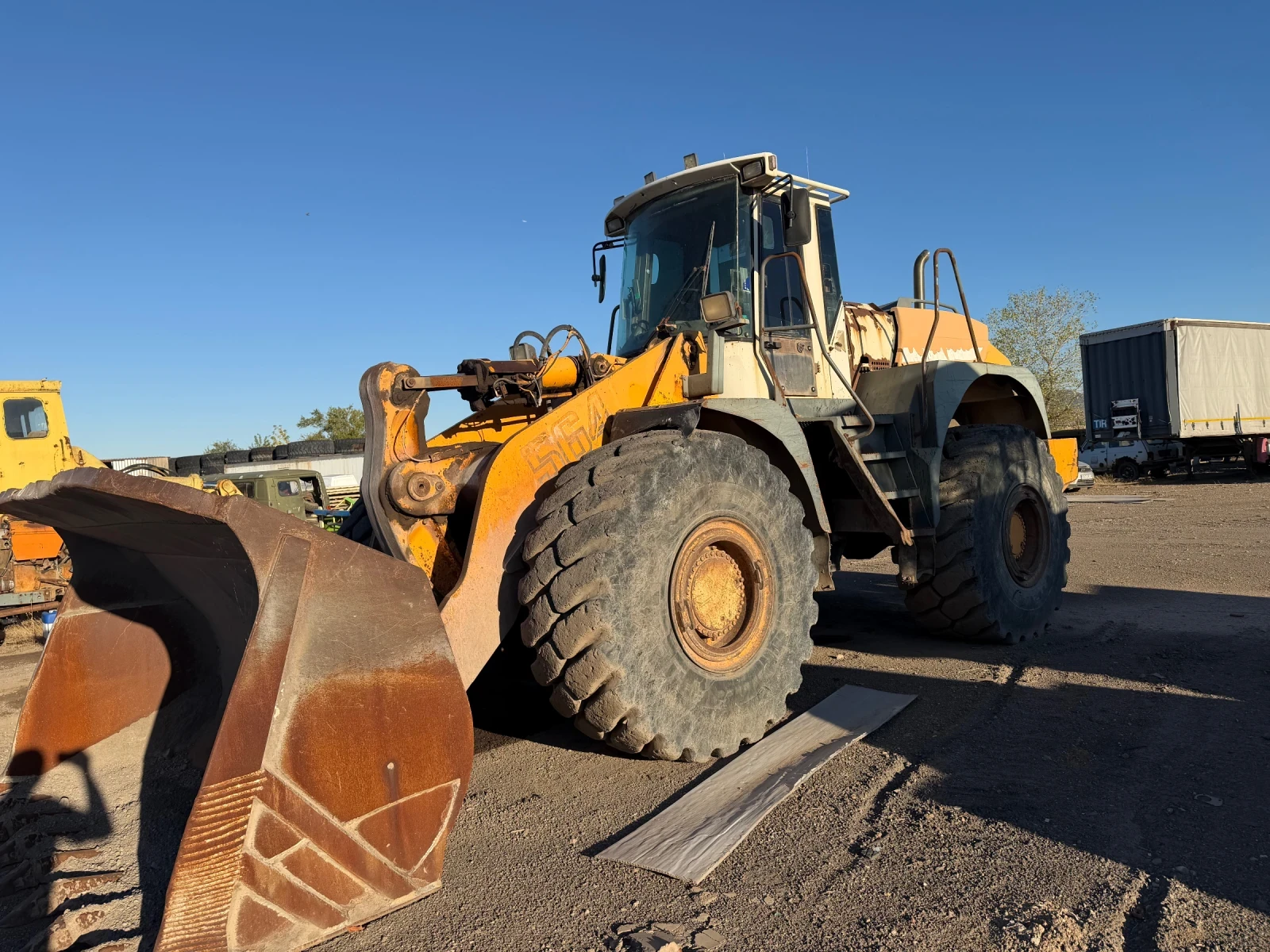 ����� ������� Liebherr 564 | Mobile.bg � ����������� 4