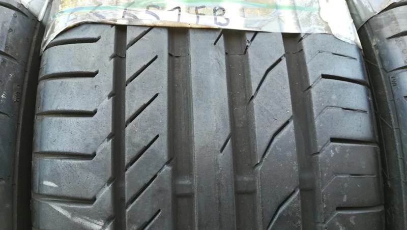 Гуми Летни 235/45R17, снимка 6 - Гуми и джанти - 26835651