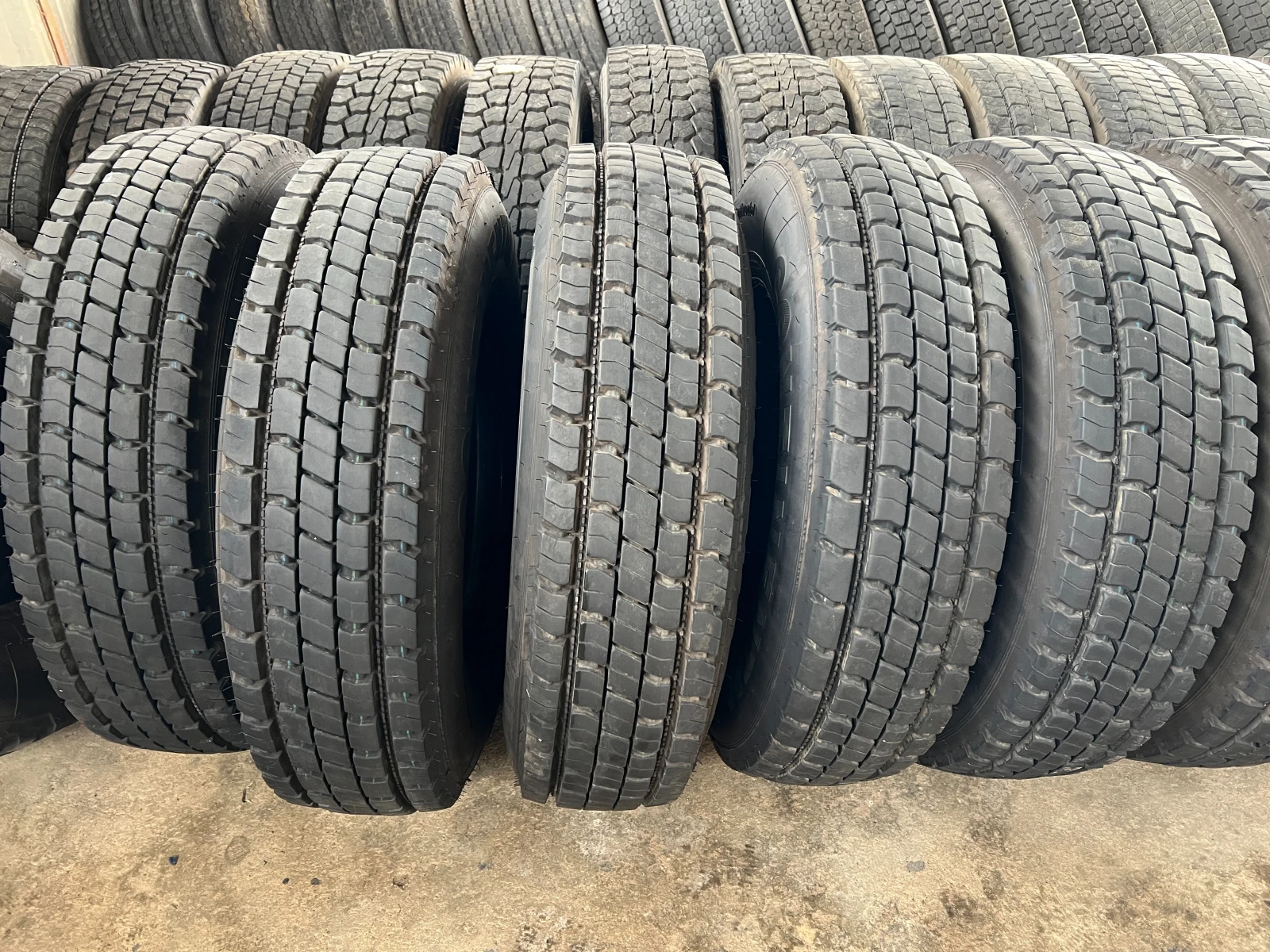 ���� 235/85R17.5 | Mobile.bg � ����������� 2